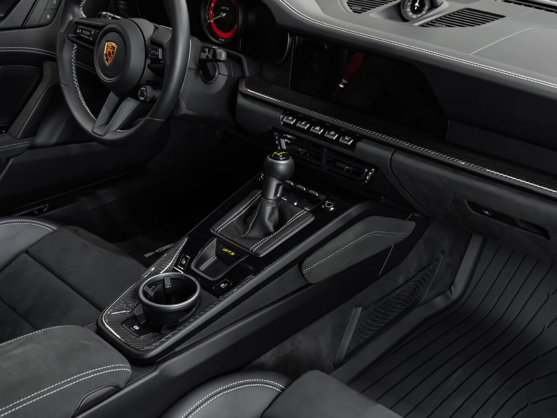 mph094_332337438_porsche_911_2022_750aa2550e