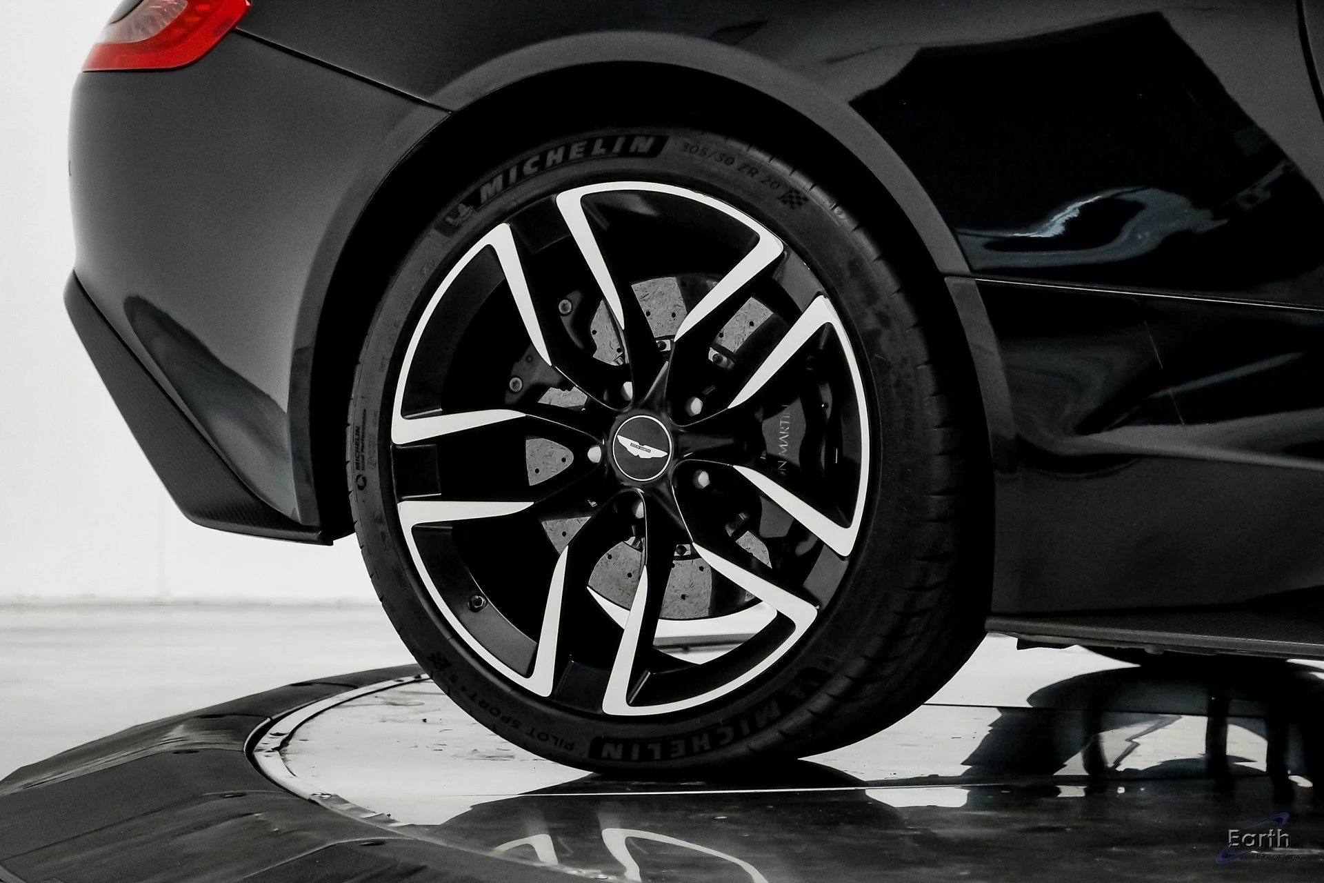 mph094_3458985750_12a7c78cc5f488d3b943fe0ef6832354x_f6fa349668