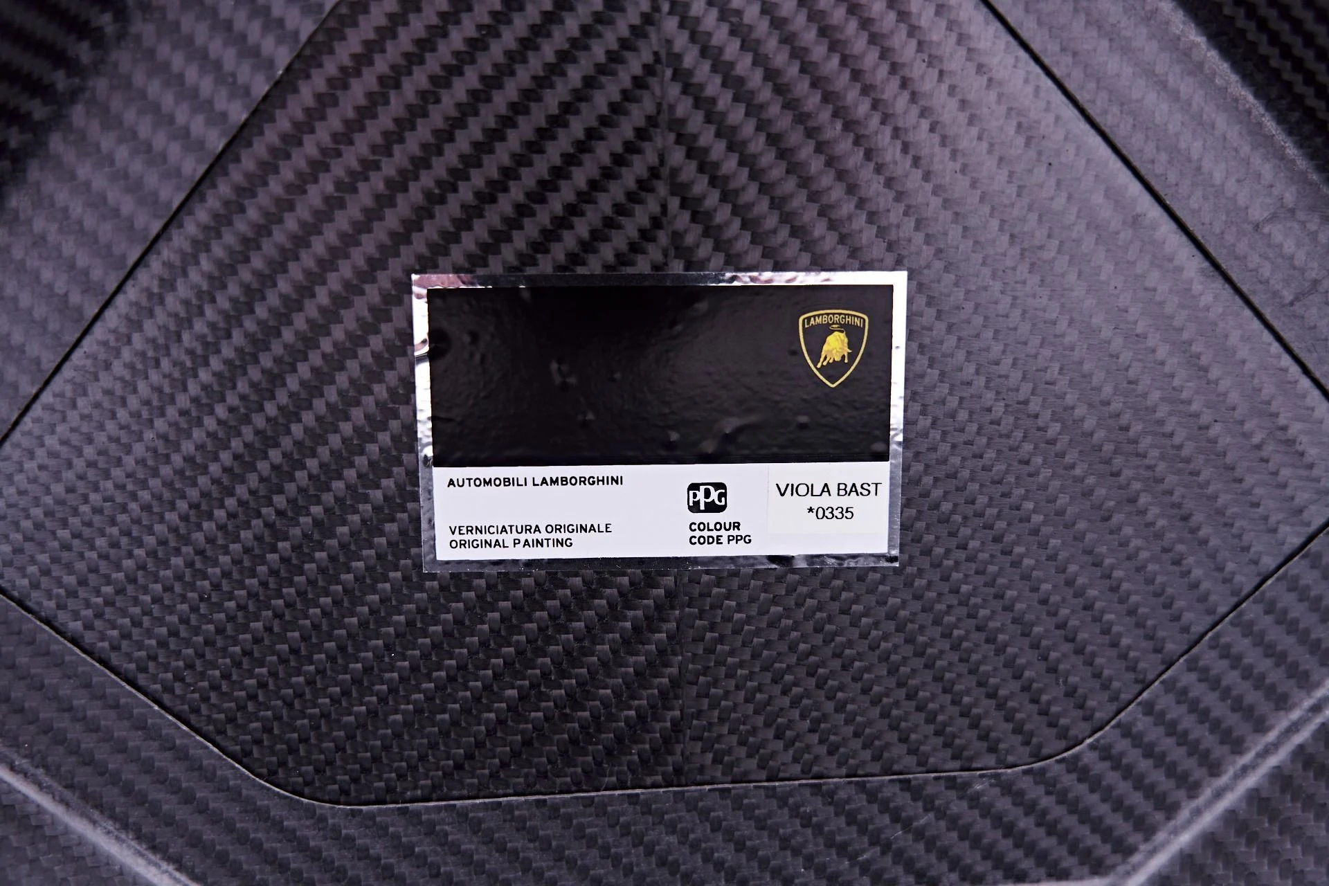 mph094_3582723909_Used_2025_Lamborghini_Revuelto_Base_1782965220_1320b0988a