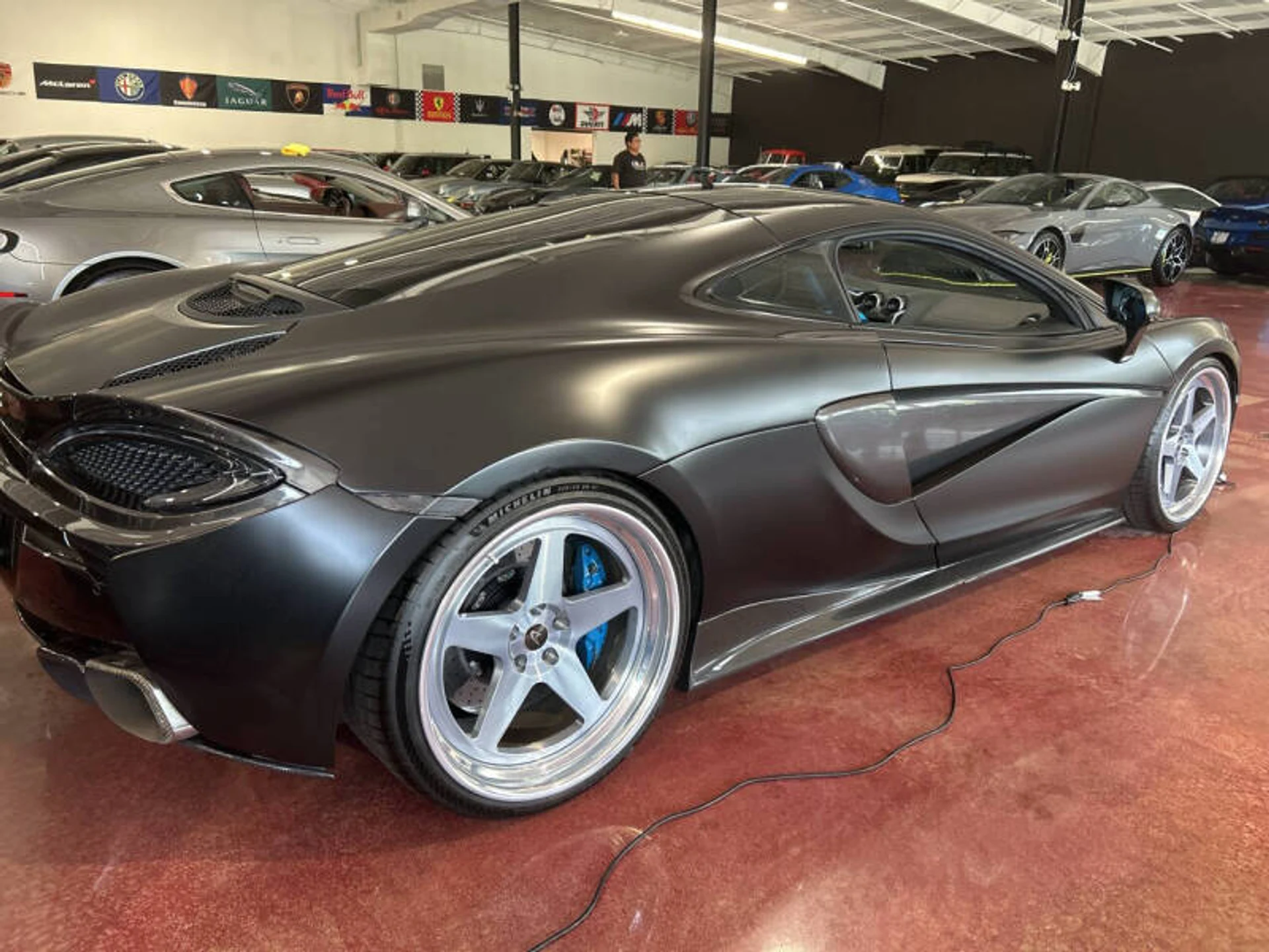mph094_3767587376_2017_mclaren_570gt_base_2dr_coupe_c858756b0d