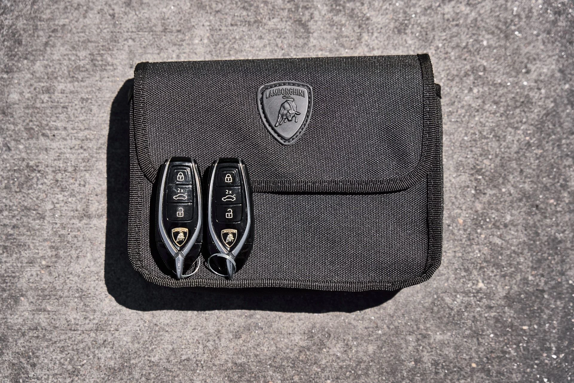 mph094_3768176664_Used_2023_Lamborghini_Urus_Performante_1778289025_c44c521975