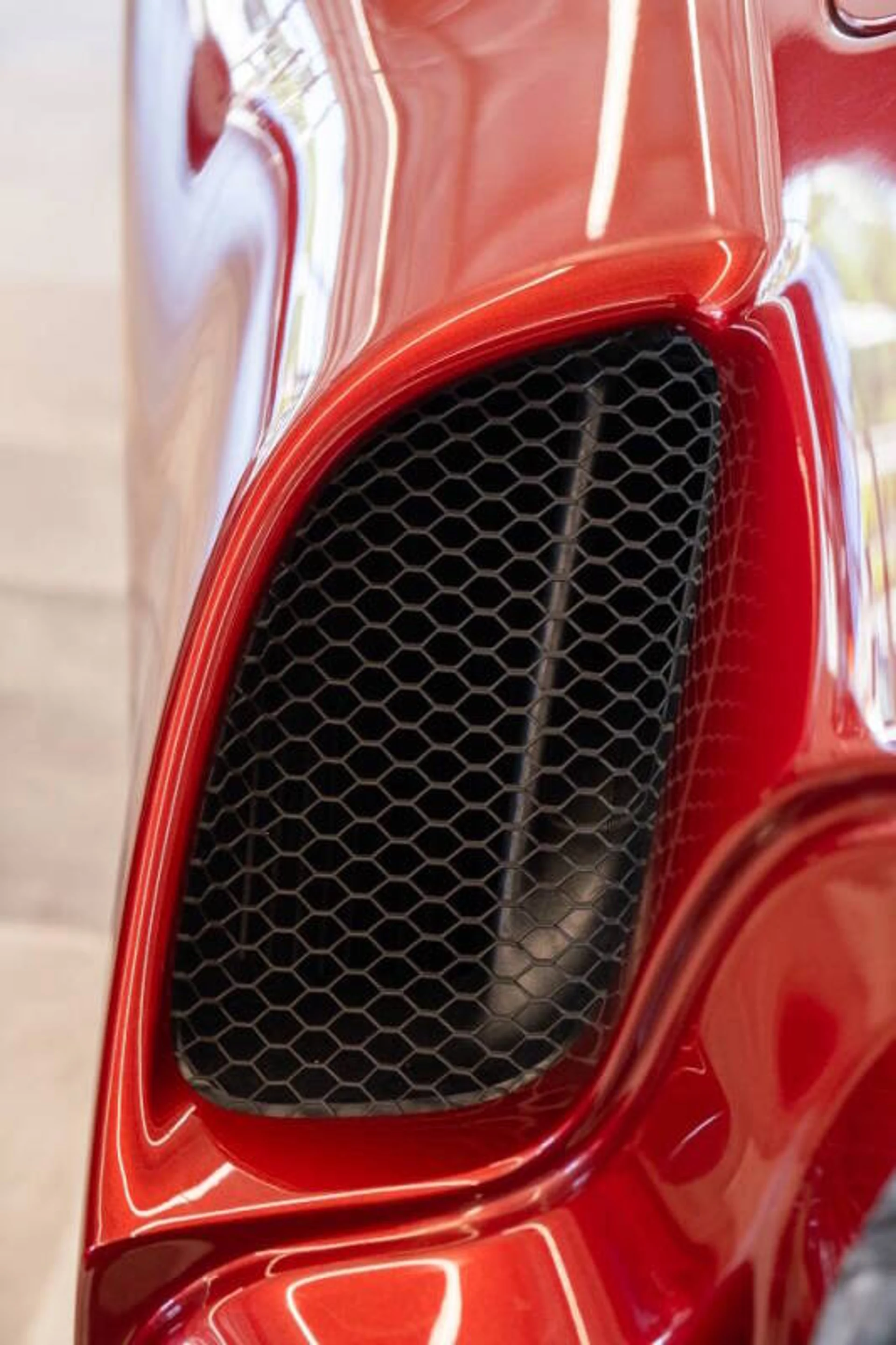 mph094_3818911920_2025_ferrari_296_gtb_base_2dr_coupe_9bc13cf658