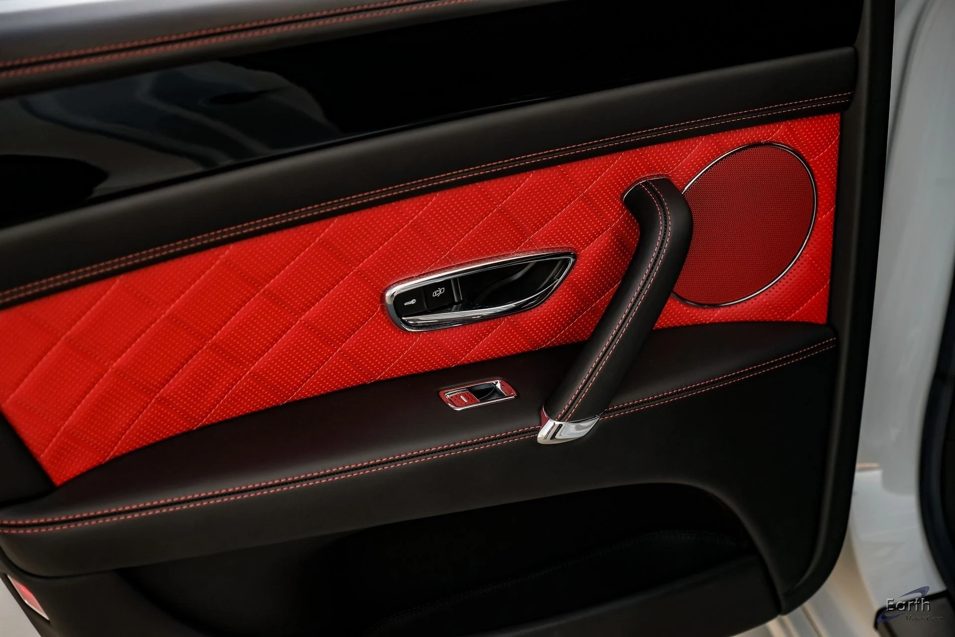 mph094_3844676745_aae4cb4a3d9826b7e2fc33add6247338x_4c153e6292