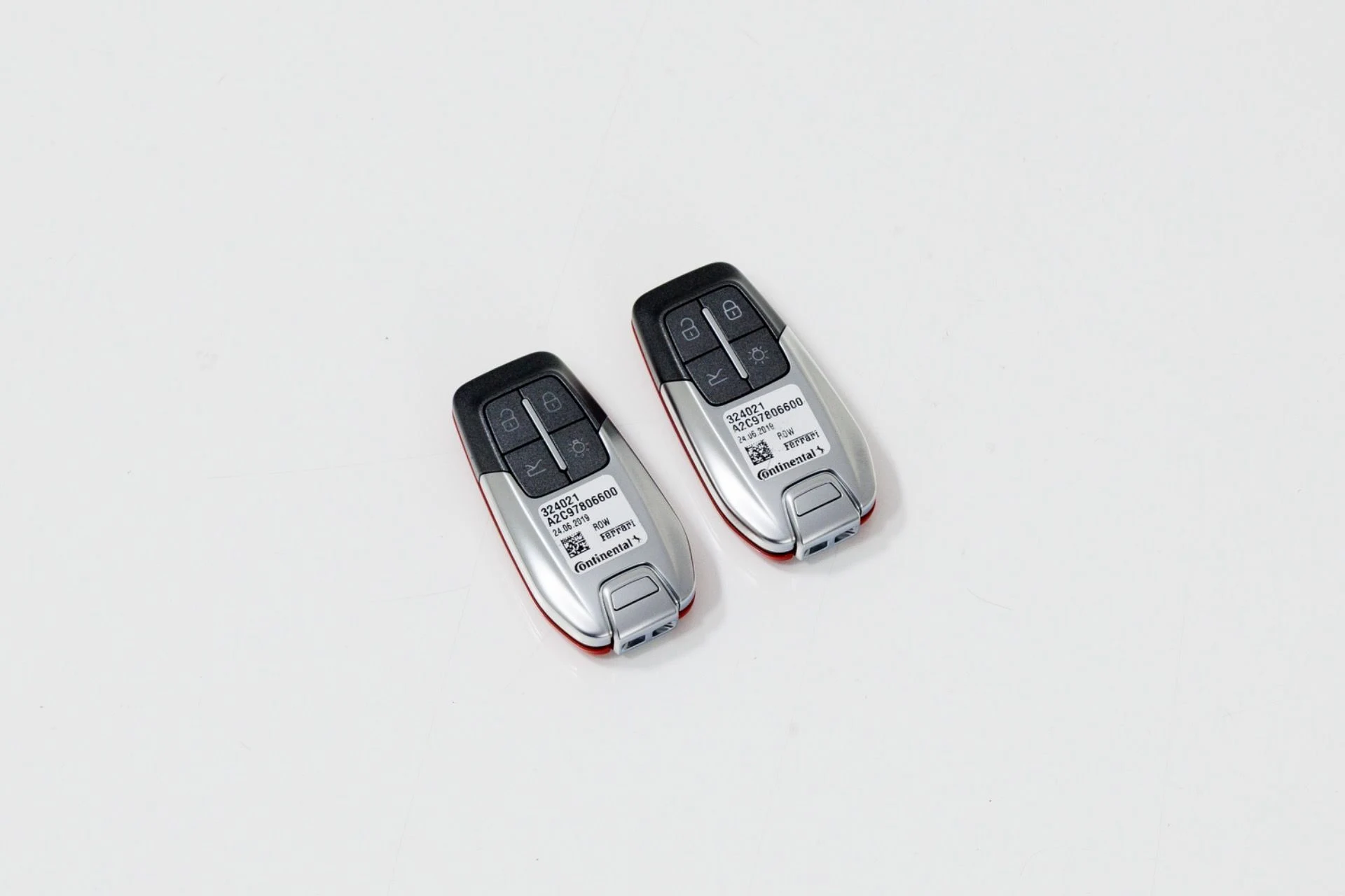 mph094_3908116274_Used_2020_Ferrari_488_Pista_1791475678_ed66caf9d8