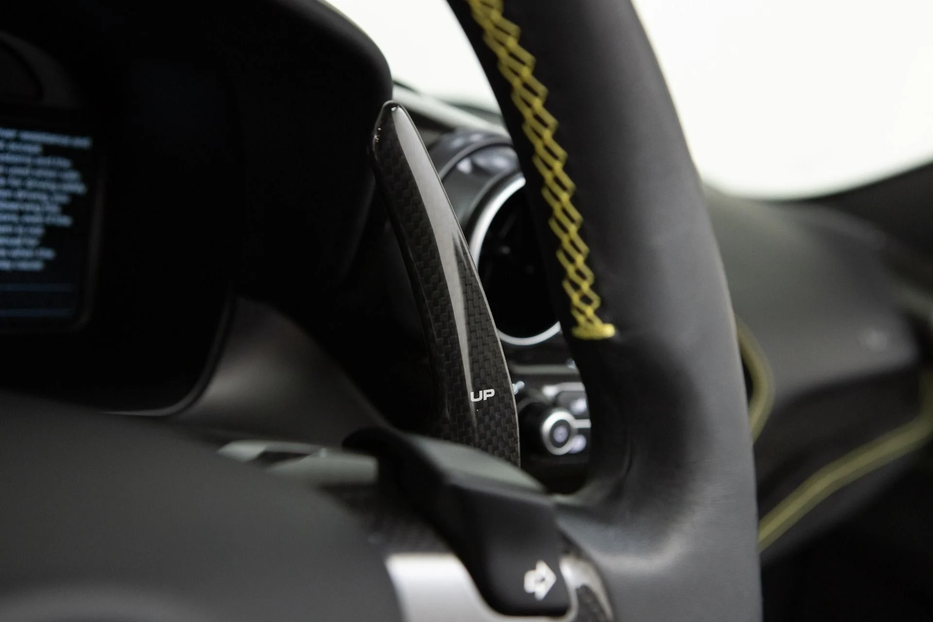 mph094_3982089040_Used_2021_Ferrari_F8_Spider_1778270114_b96ef4bf3f