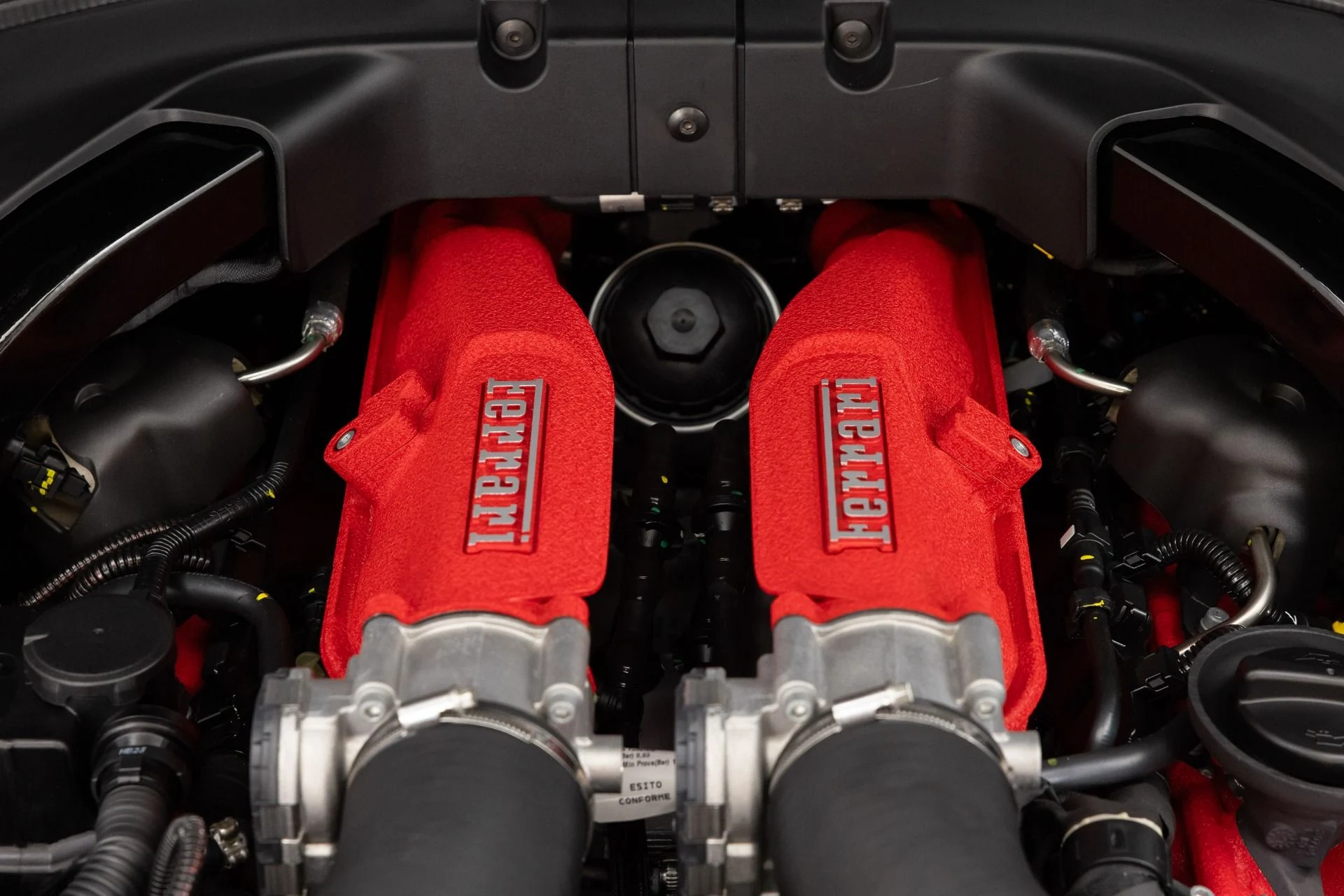 mph094_4050177667_Used_2023_Ferrari_Roma_1791569605_7460a72f15
