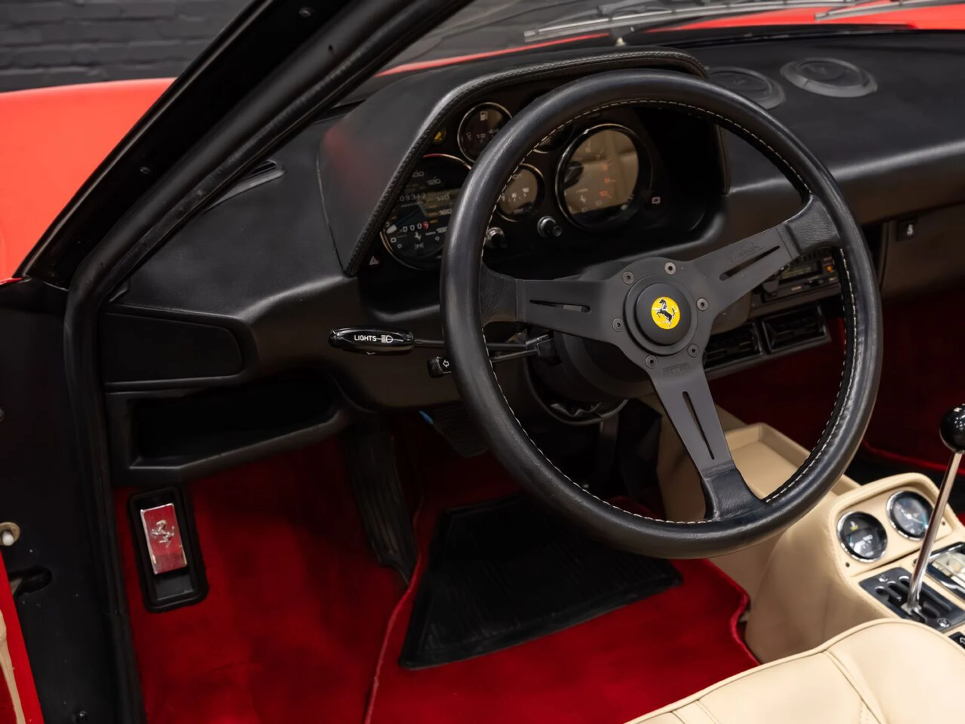 mph094_407077027_ferrari_308_gtsi_1982_c0e1d62ded