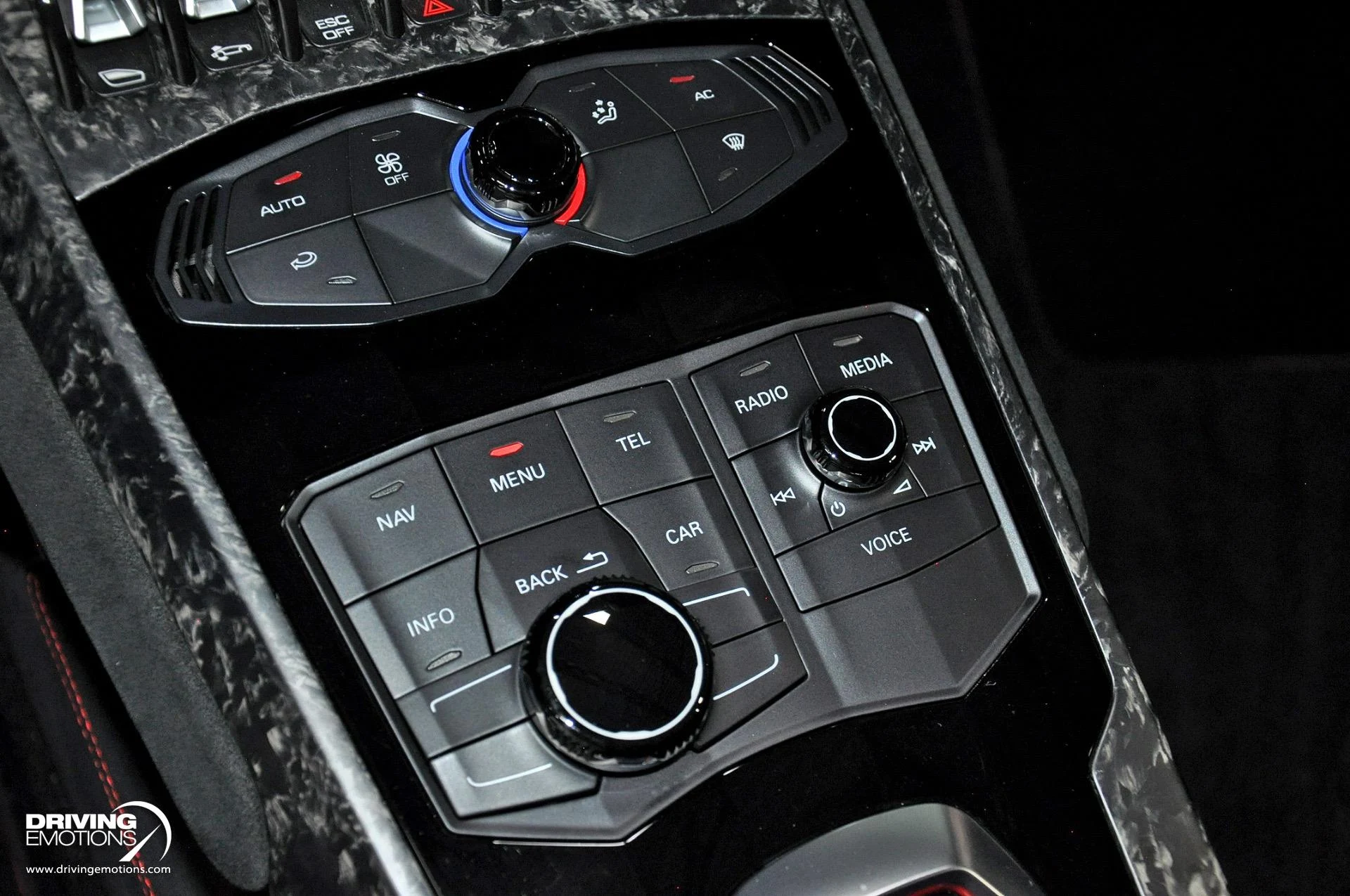 mph095_1055672153_863_p96_l_9d1434bc3d