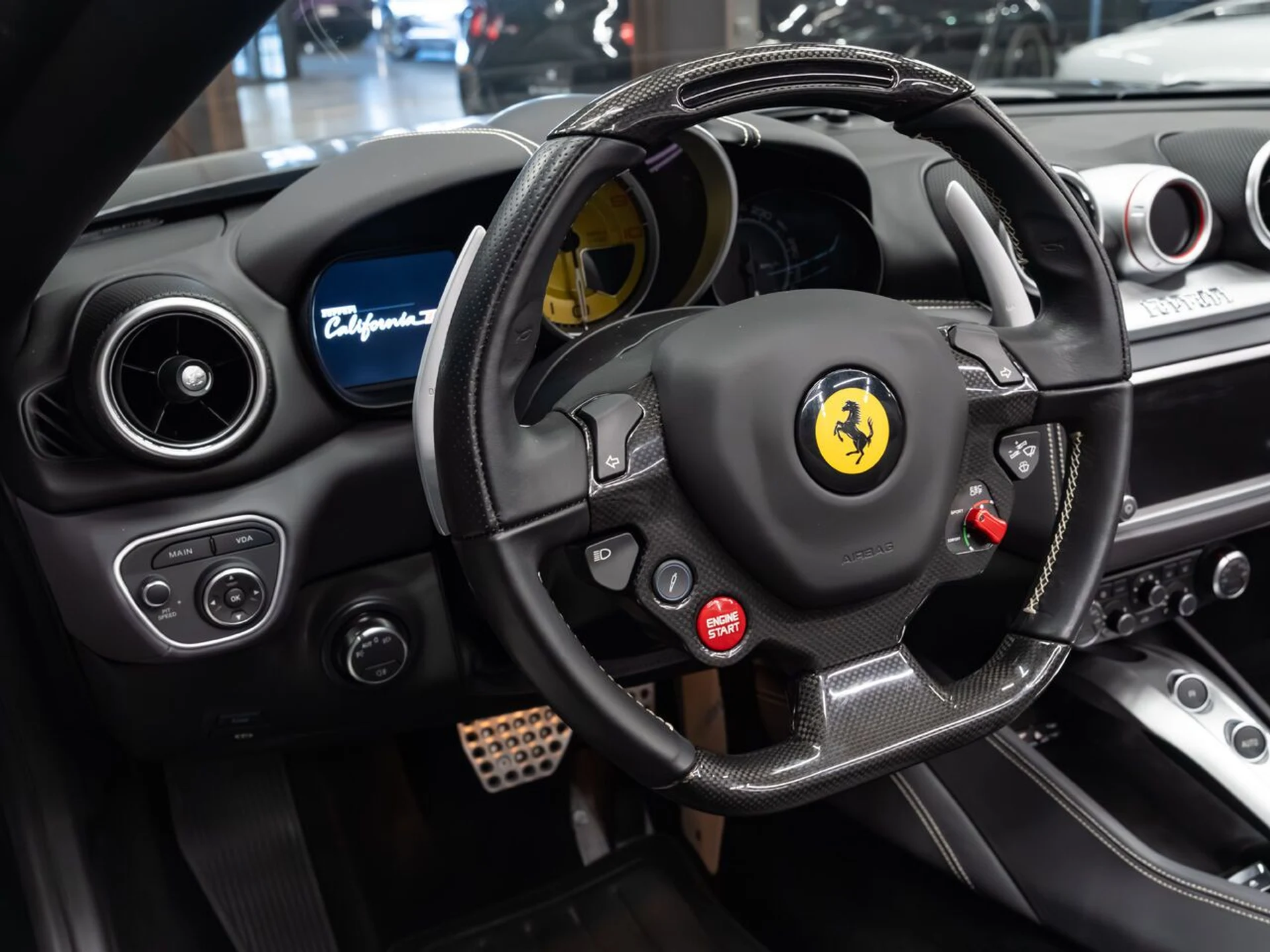 mph095_1162754733_ferrari_california_2015_4166573e63