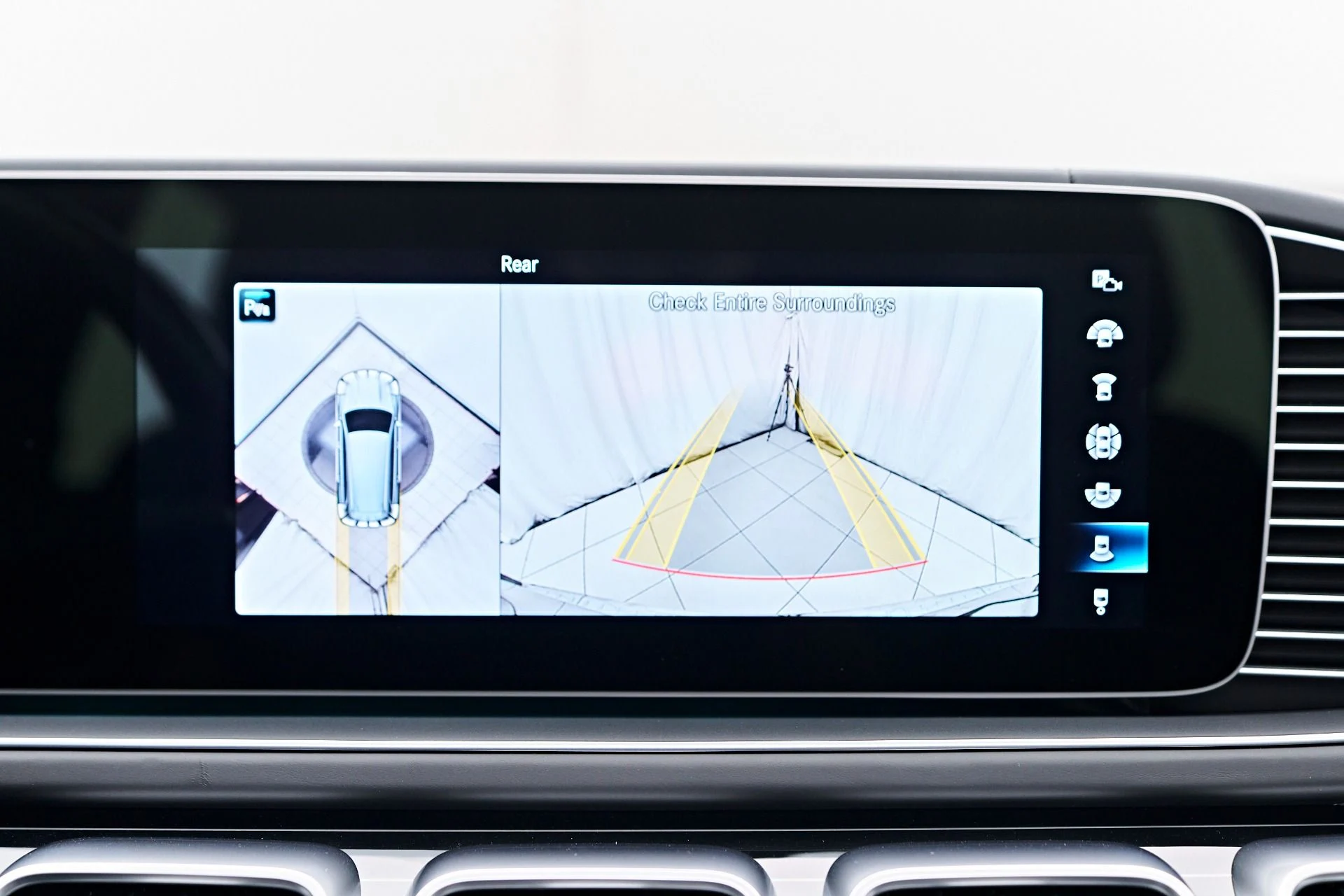 mph095_121836352_Used_2023_Mercedes_Benz_GLS_Maybach_GLS_600_1762799282_533e72ad4d