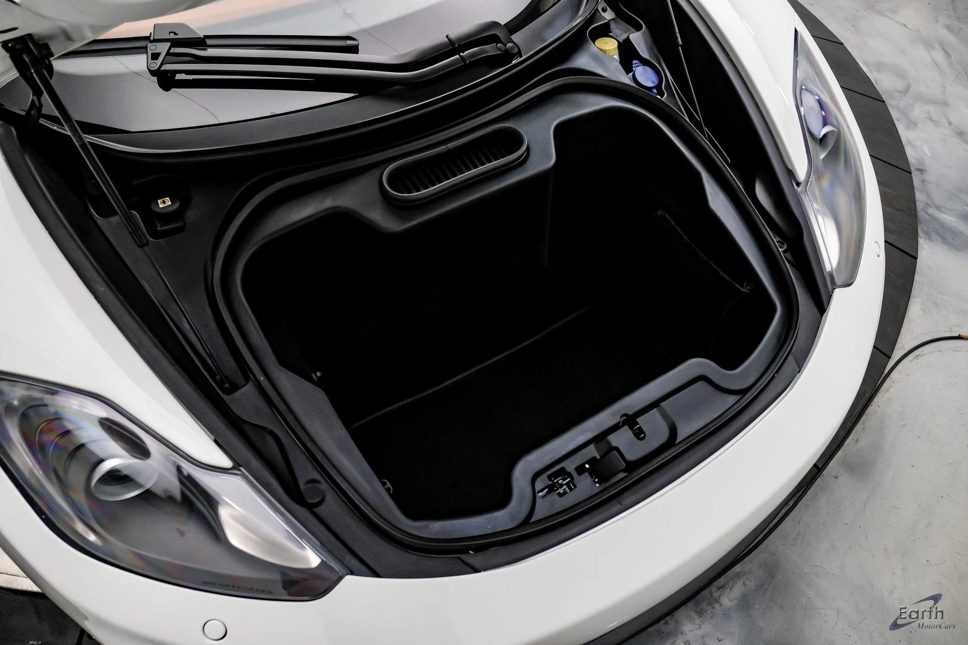 mph095_1324620138_e153adc859f8cb279266882e1c687decx_c3878b8086