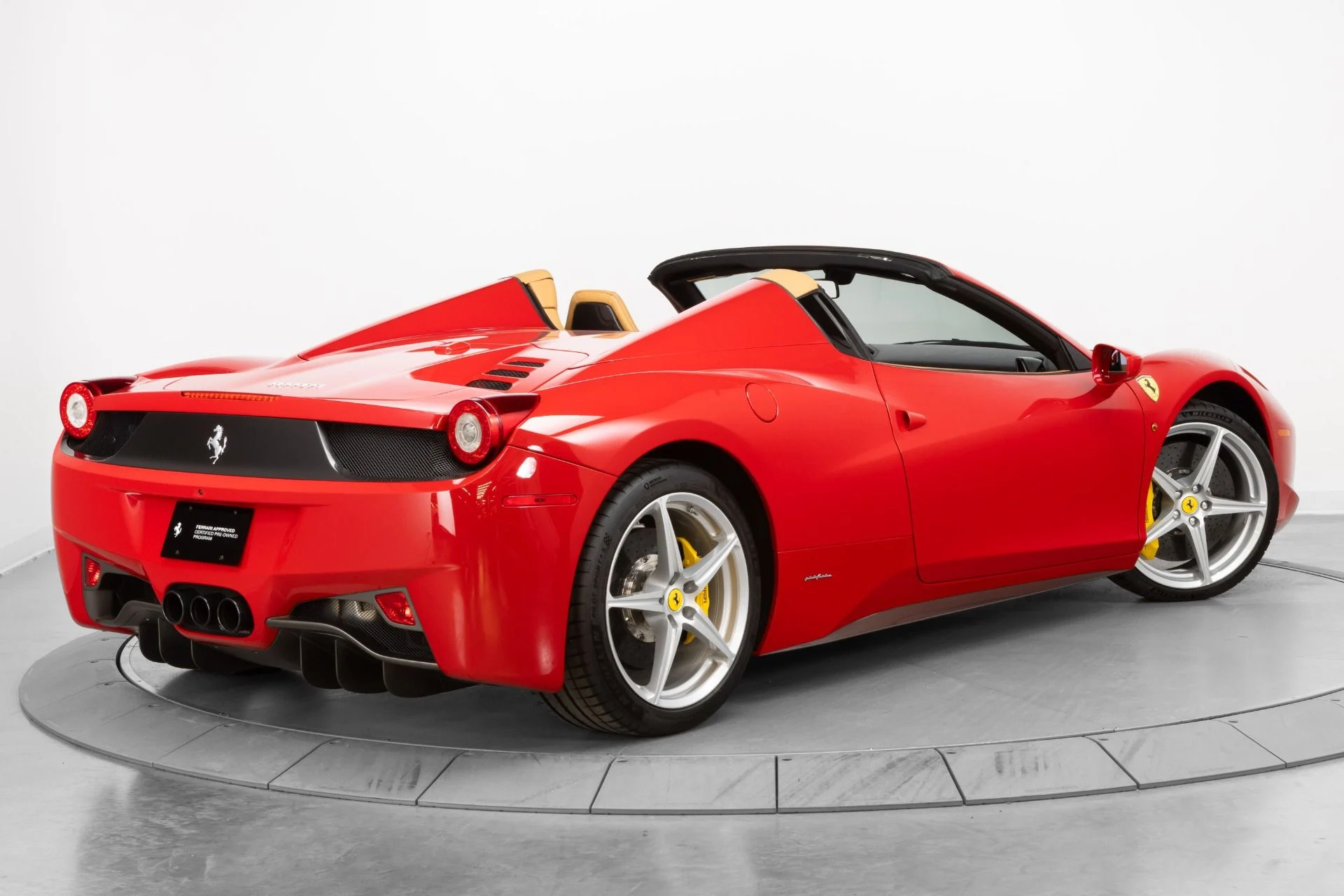 mph095_1350142656_Used_2014_Ferrari_458_Spider_1781623433_7479e04c8c