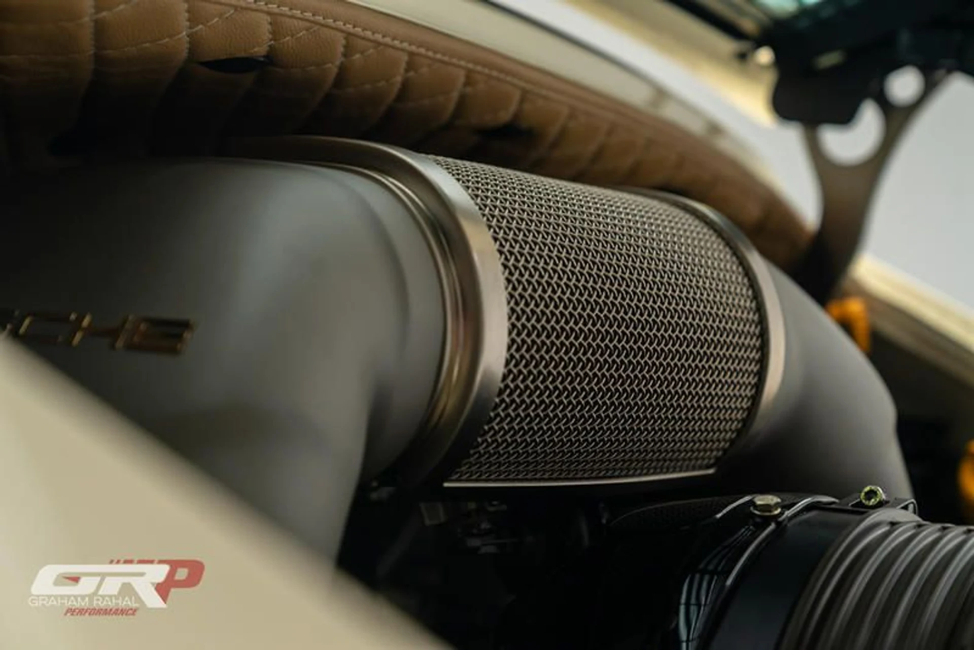 mph095_1363992113_DC_3338_EF_CB_66_4422_96_C0_40_F51_C9074_C3_31af68979a