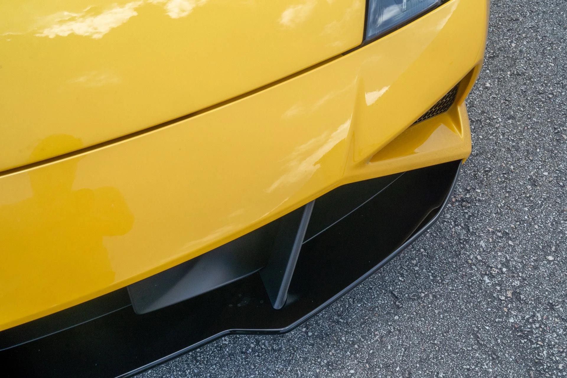 mph095_1701740674_Used_2014_Lamborghini_Gallardo_LP_570_4_Squadra_Corse_1755029699_6c89b442c1