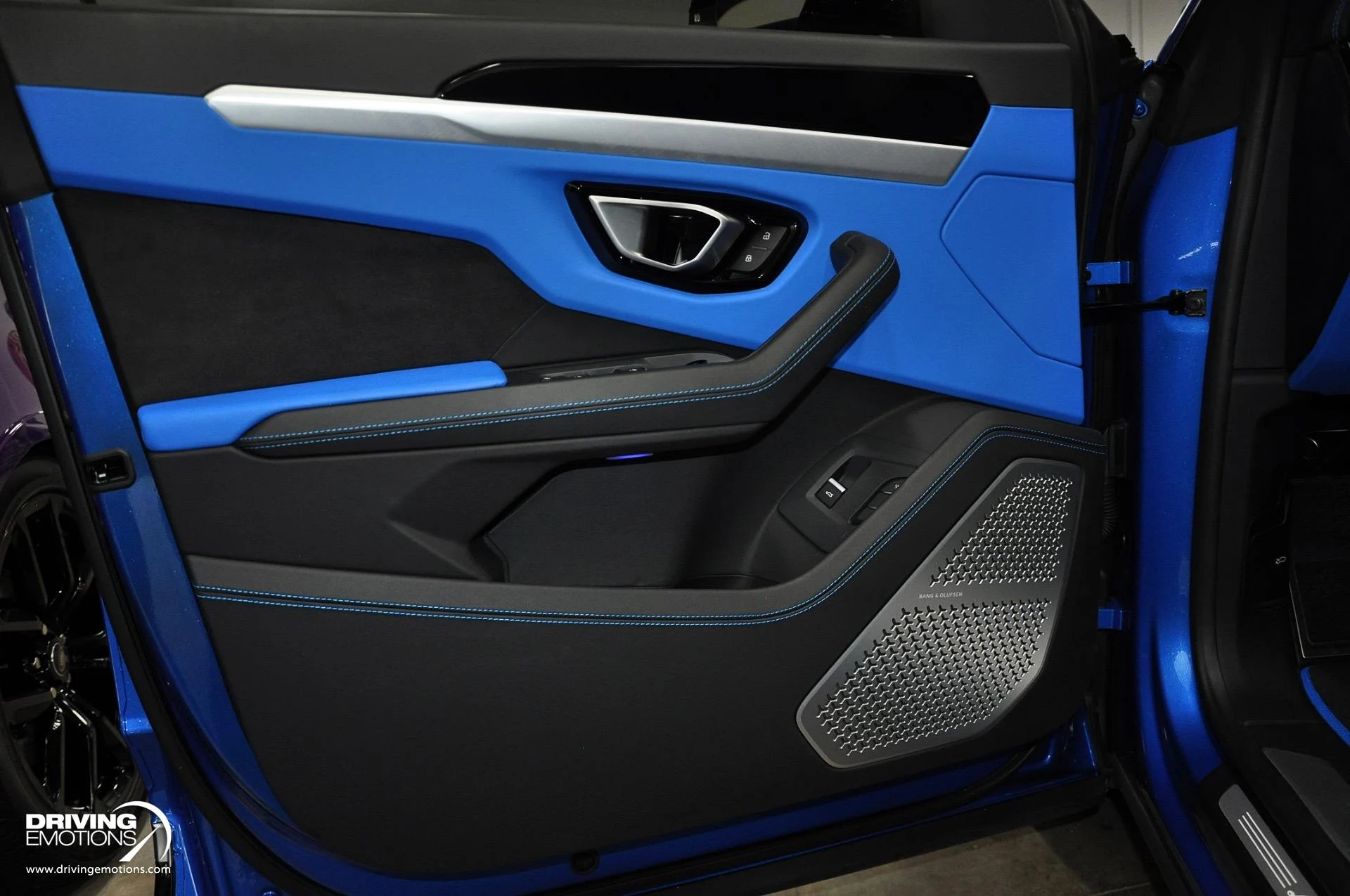 mph095_1913746959_801_p96_l_8f4ff90031