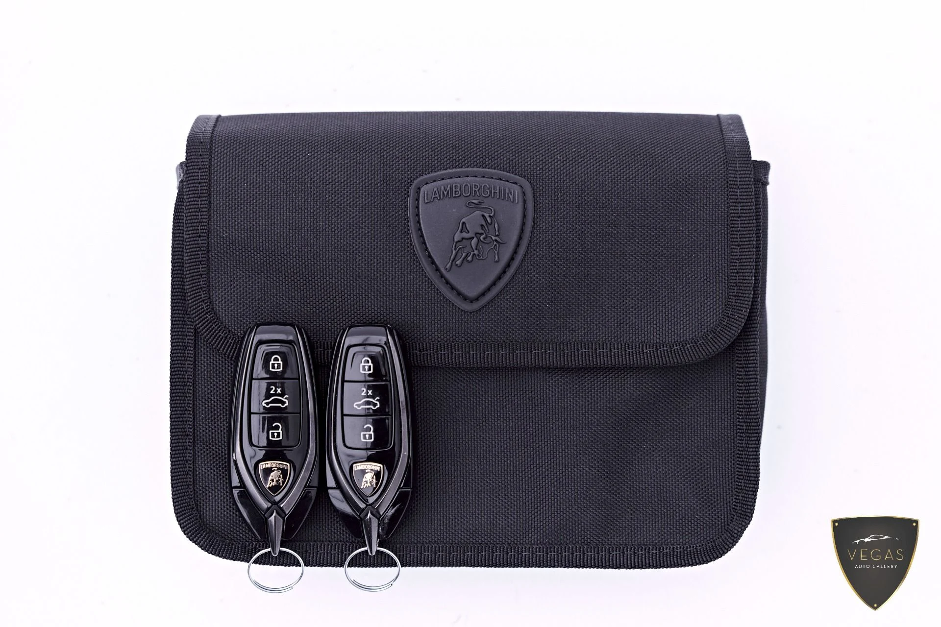 mph095_2228241667_Used_2026_Lamborghini_Urus_SE_1782163686_4294553f94