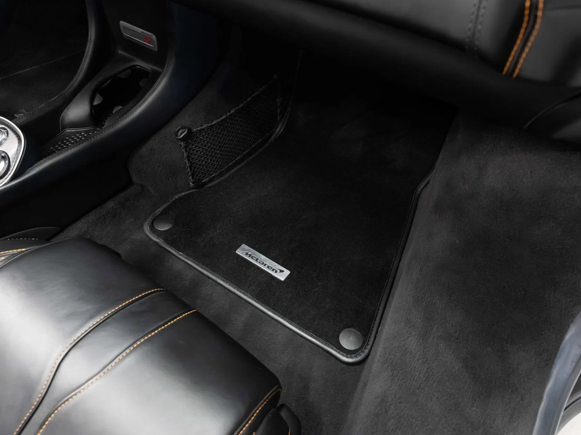 mph095_236687652_mclaren_570s_2018_aff927b5c6