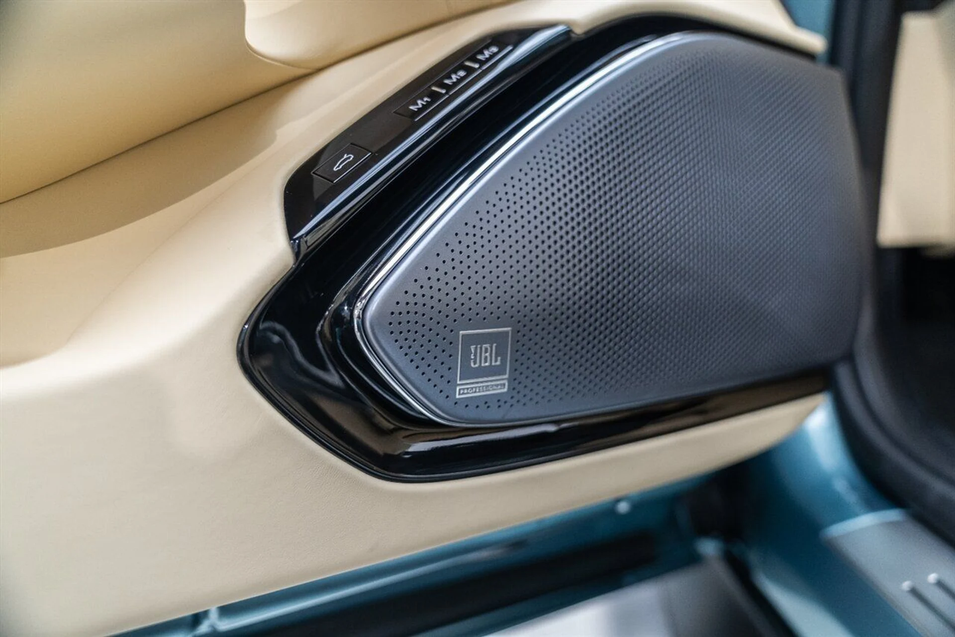 mph095_2522415221_e297fd819e_1280_3c6ed20dc6