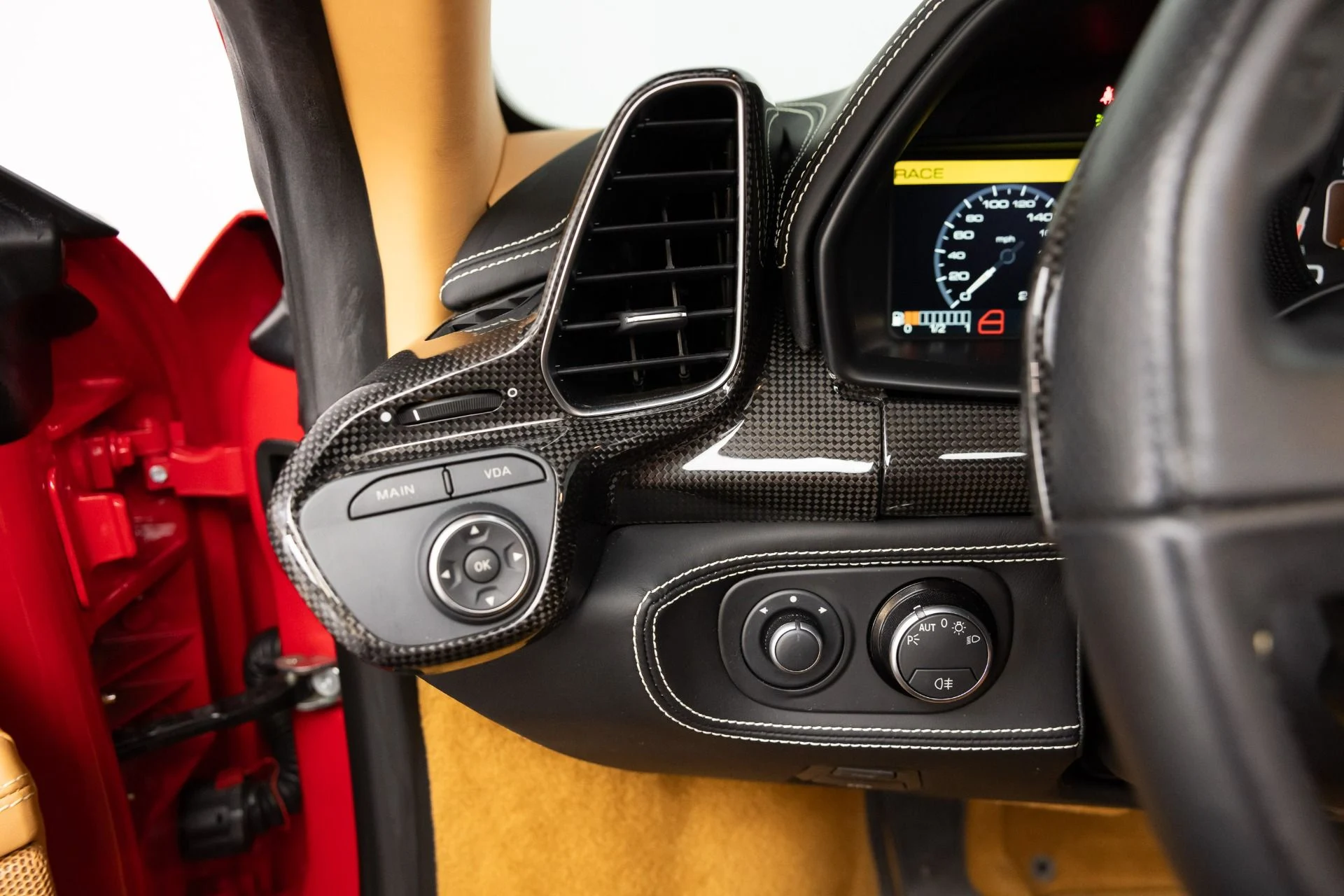 mph095_2612248227_Used_2013_Ferrari_458_Spider_1791300624_b9ee91d75f