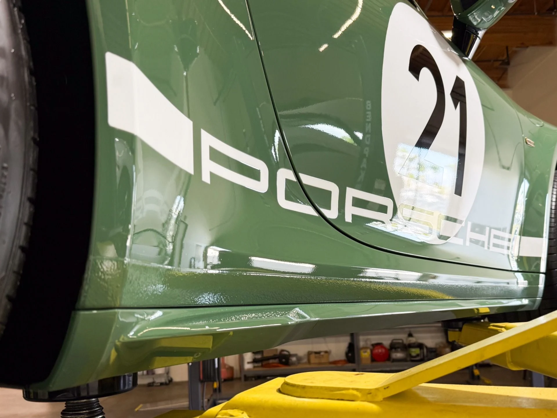 mph095_2759820353_Used_2023_Porsche_911_Sport_Classic_1791214112_e4f0b00497