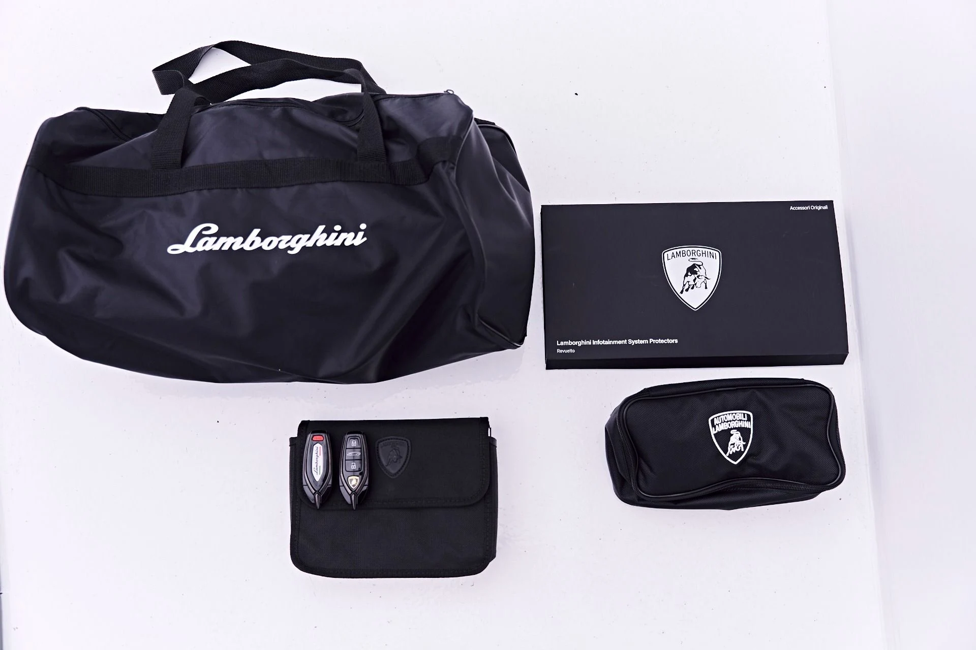 mph095_2815237897_Used_2025_Lamborghini_Revuelto_Base_1782965222_4ab8152e0b