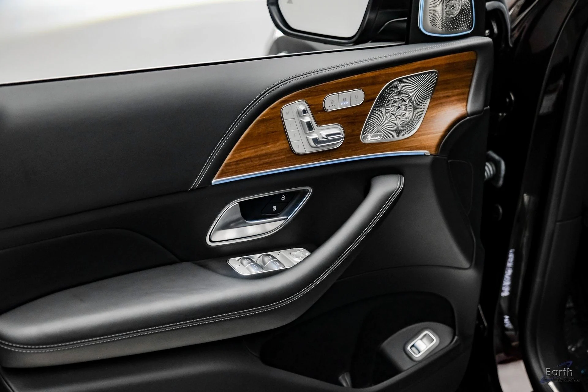 mph095_2840601776_16e8a71eddb9cda3805066fad0fc38b7x_3b07f02867