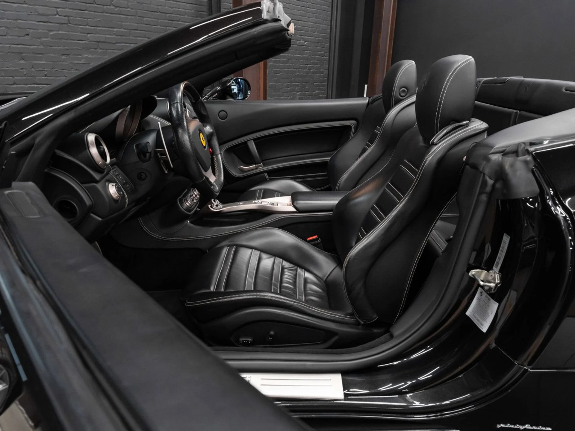 mph095_2890252693_ferrari_california_2011_de3311cbbe