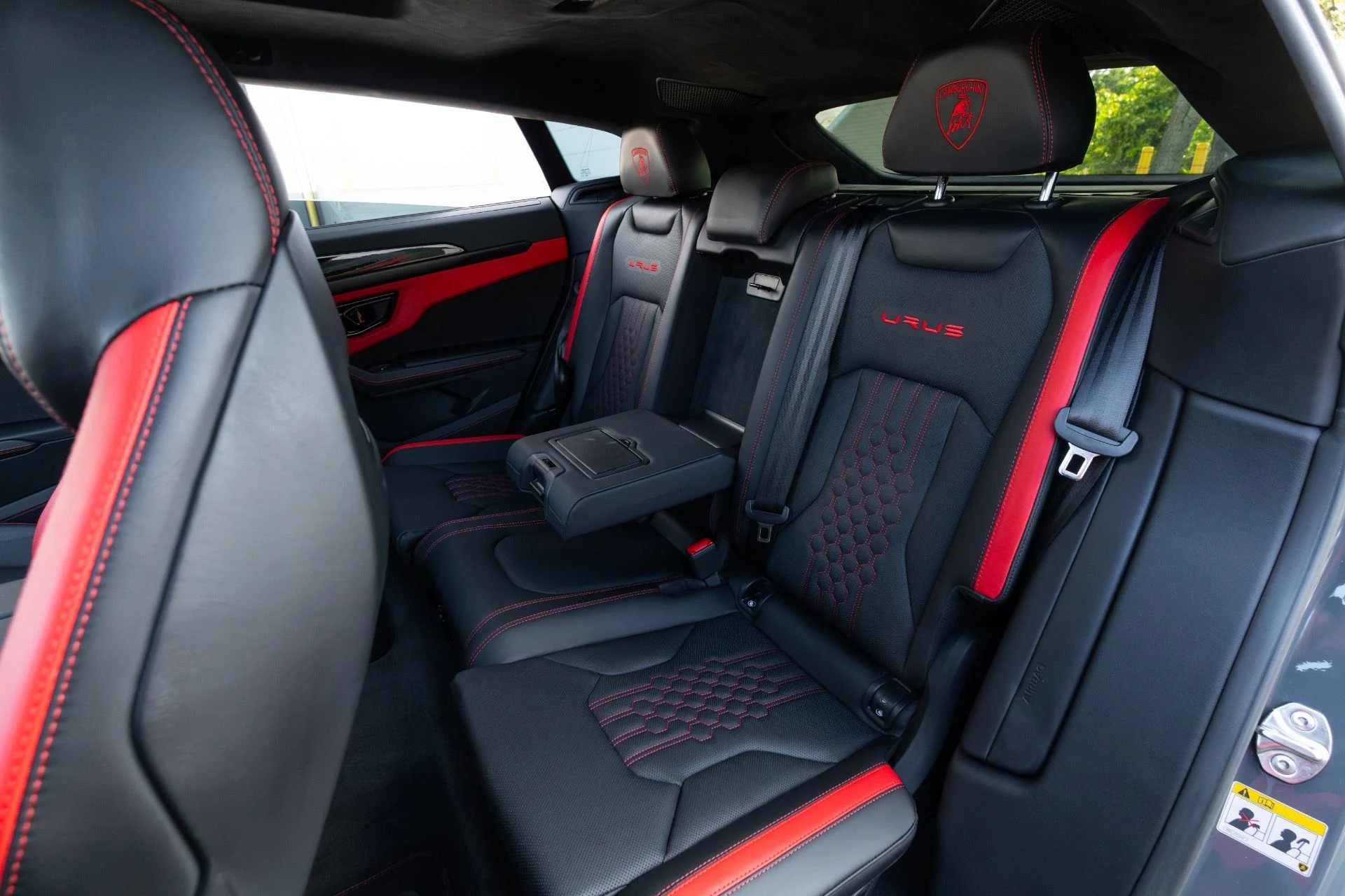 mph095_360300278_Used_2024_Lamborghini_Urus_S_1781215919_02c863ce69