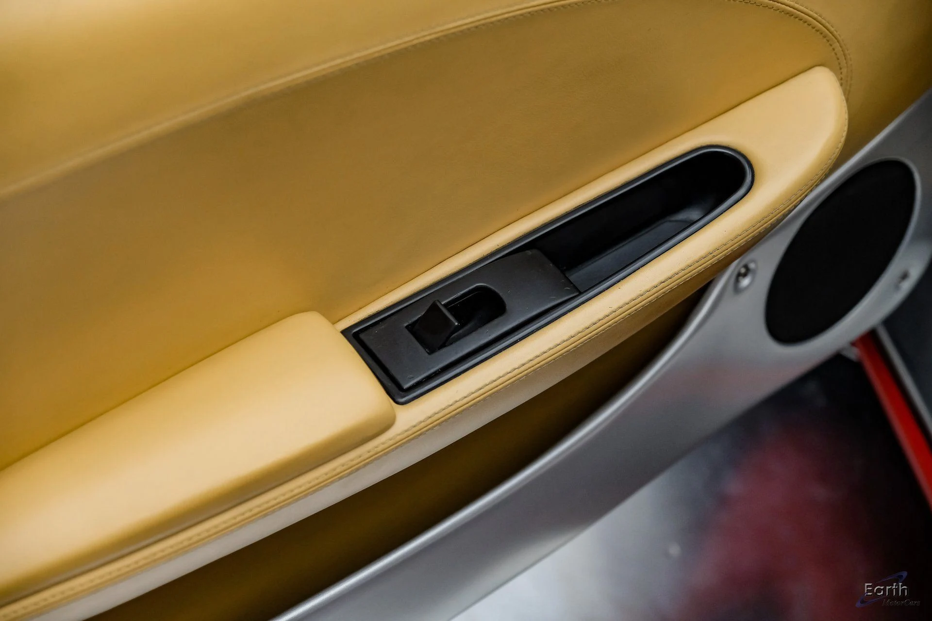 mph095_3791490026_28ecd95921966d2b58514654ae18a61dx_992c782960