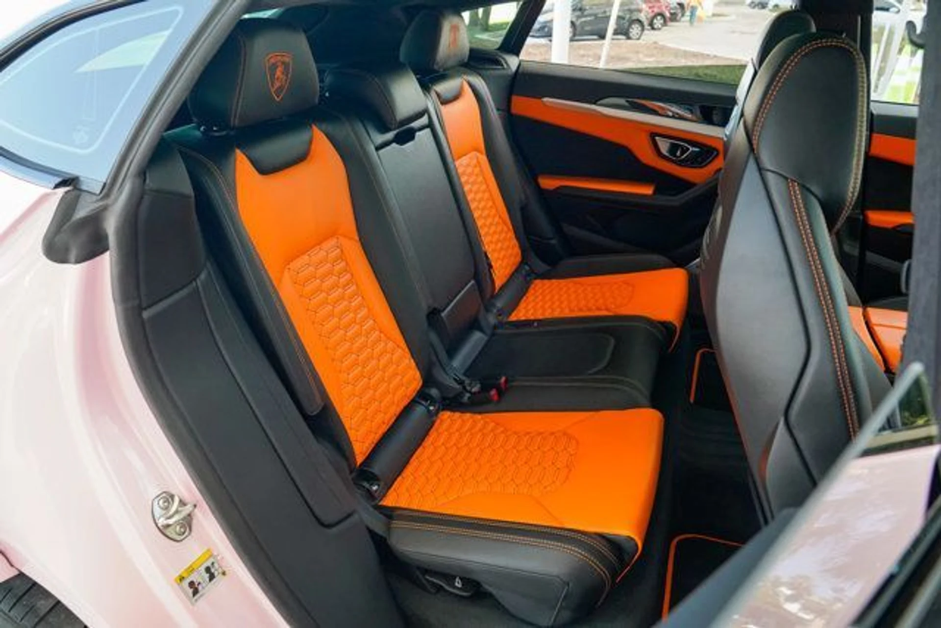 mph095_3875117033_used_2021_lamborghini_urus_awd_14354_22713615_96_640_1a60cdb9a8