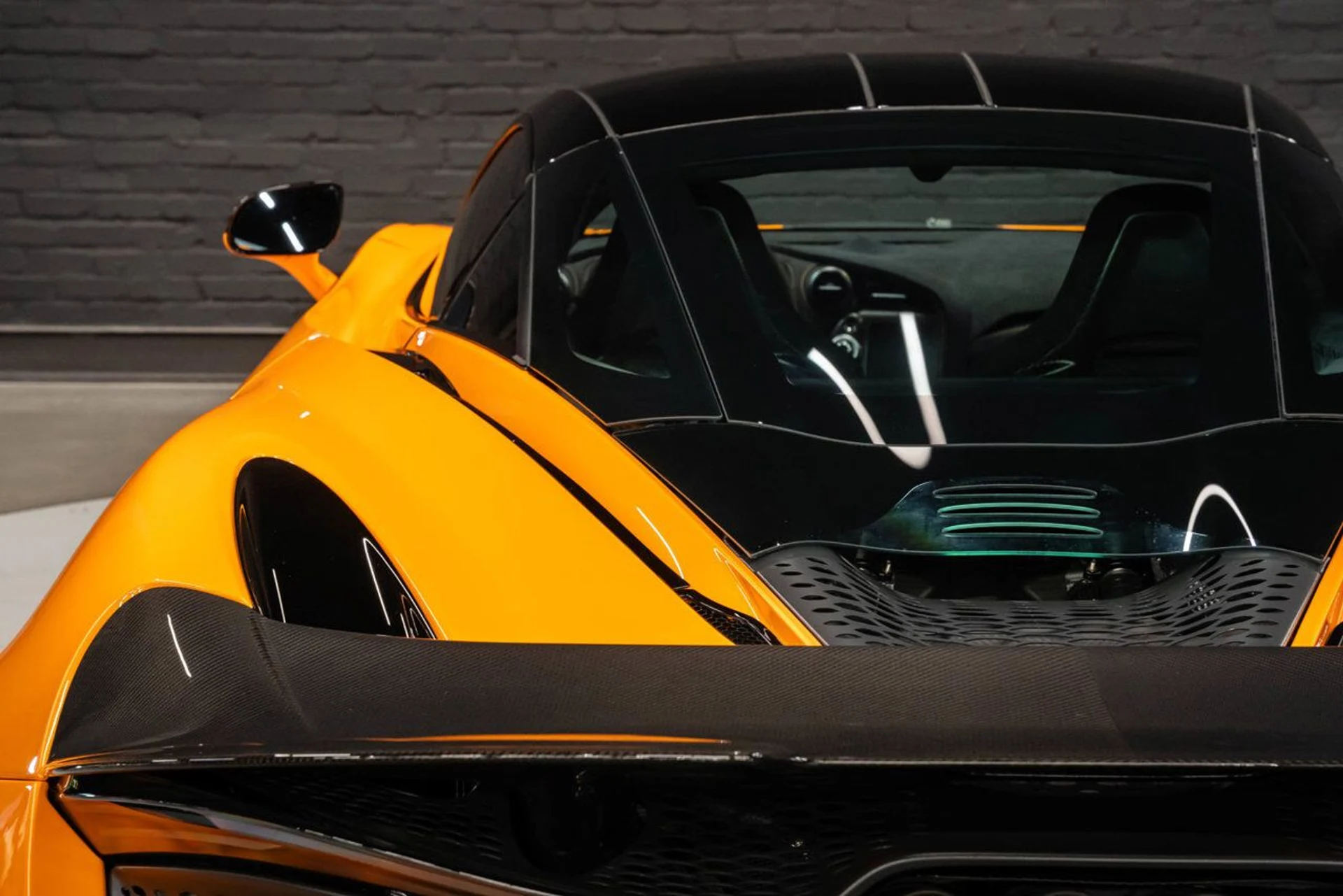 mph095_4008697991_mclaren_765lt_2021_8b3dfc7125