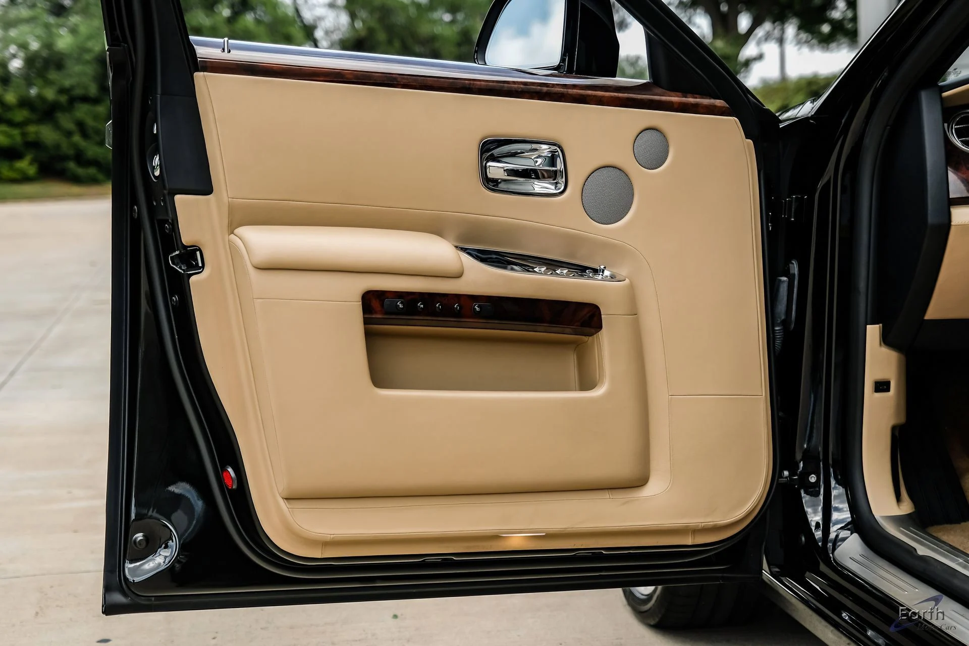 mph095_4140114486_ad9005e8201a78594e69c70902a97058x_30dfbdbe53