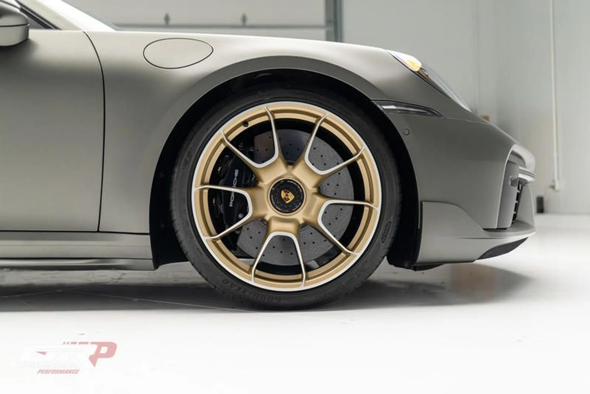 mph095_4185956516_1_E5_D274_B_B37_C_4_CE_1_BB_8_D_70968_ECBE_779_e481e56dd6