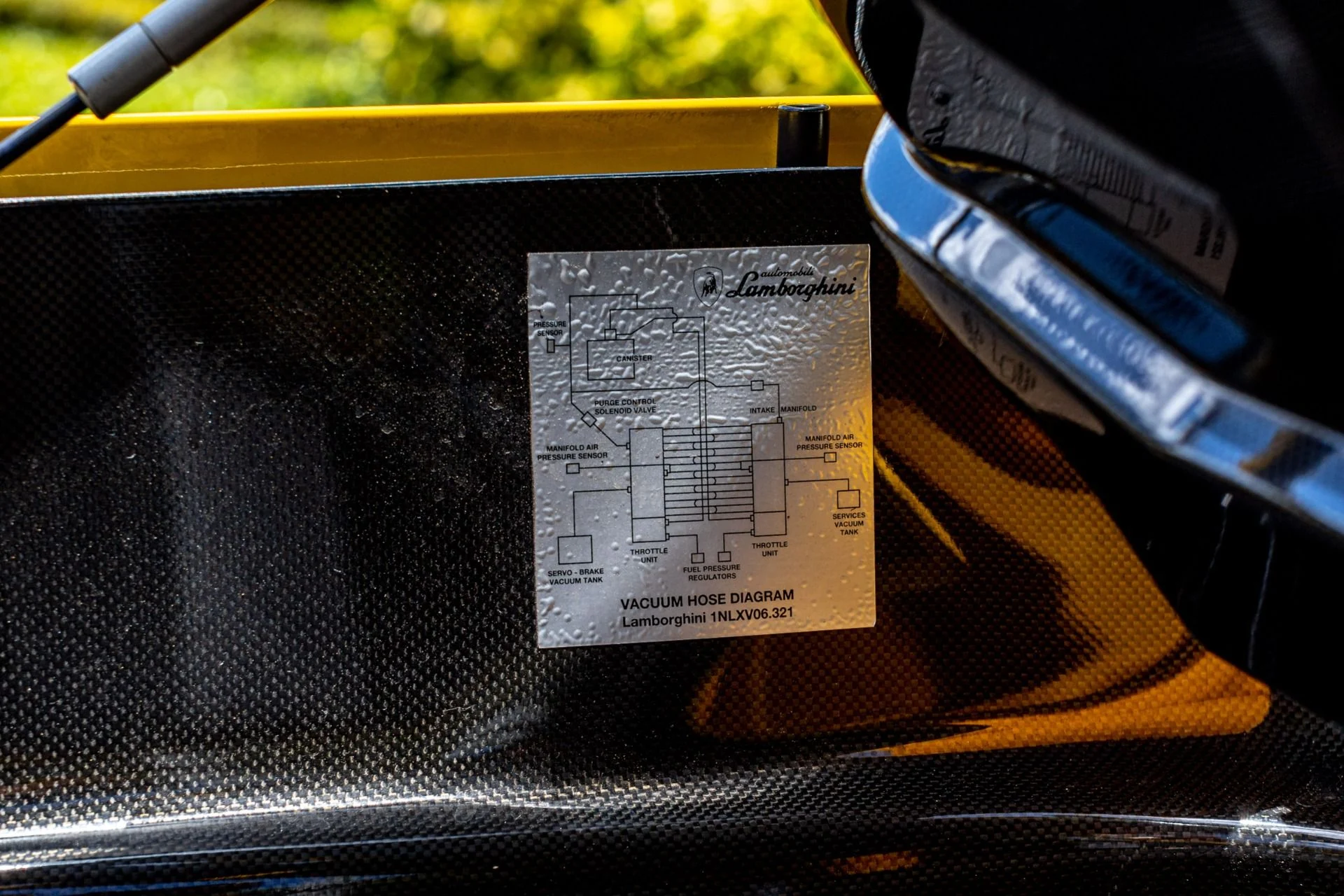 mph095_4222109348_Used_2001_Lamborghini_Diablo_VT_IMMACULATE_CONDITION_W_EXTENSIVE_CARBON_19_K_SERVICE_PERFORMED_1659125275_2894c70712