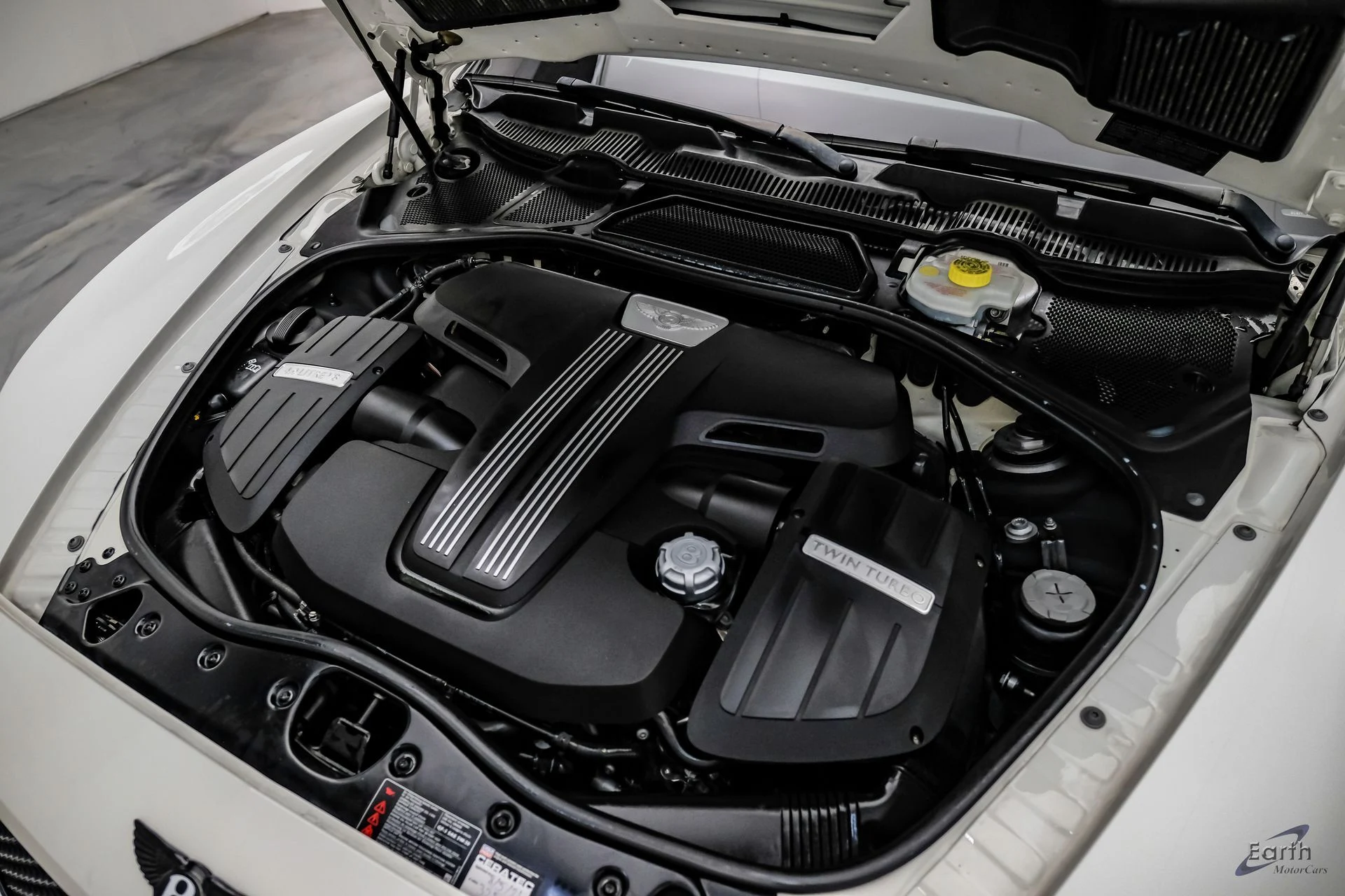 mph095_4260326445_2c65a73ac53b9bcd6336598e756db1cax_4f64b78e40