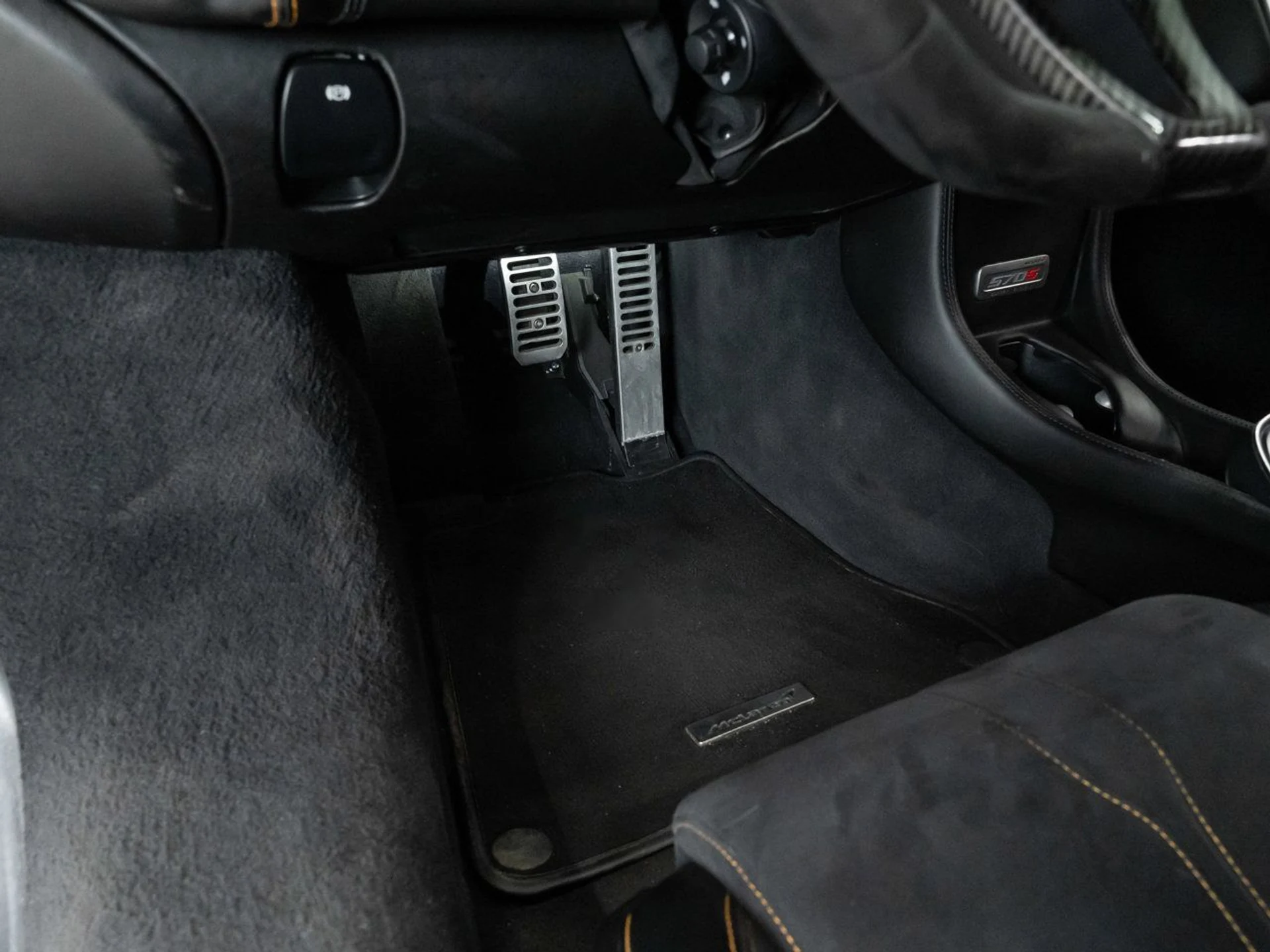 mph095_630889583_mclaren_570s_2017_9231c85782