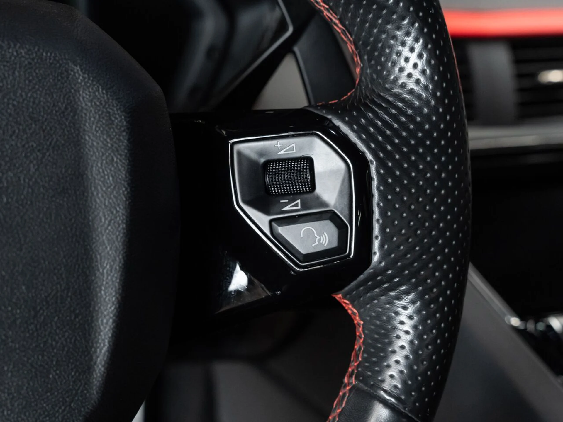mph095_92296995_lamborghini_aventador_2017_4af2338251