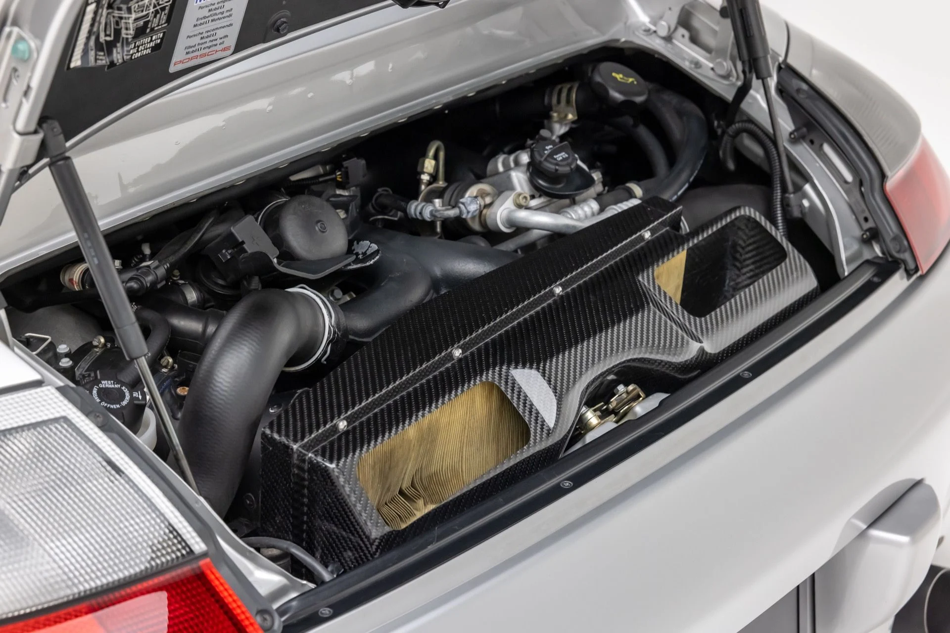 mph095_970346938_13475_p96_l_5f9f1b0f99