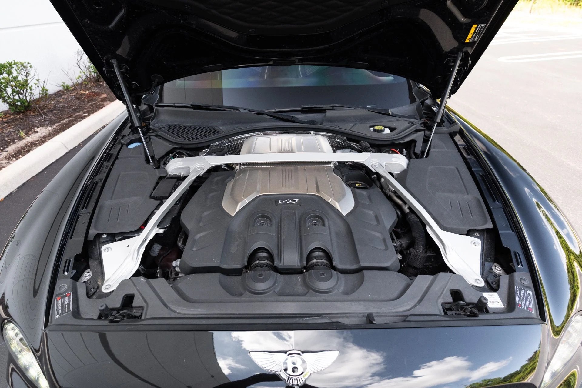 mph095_979140834_Used_2023_Bentley_Flying_Spur_S_V8_1778782784_a3c6fdb1d8
