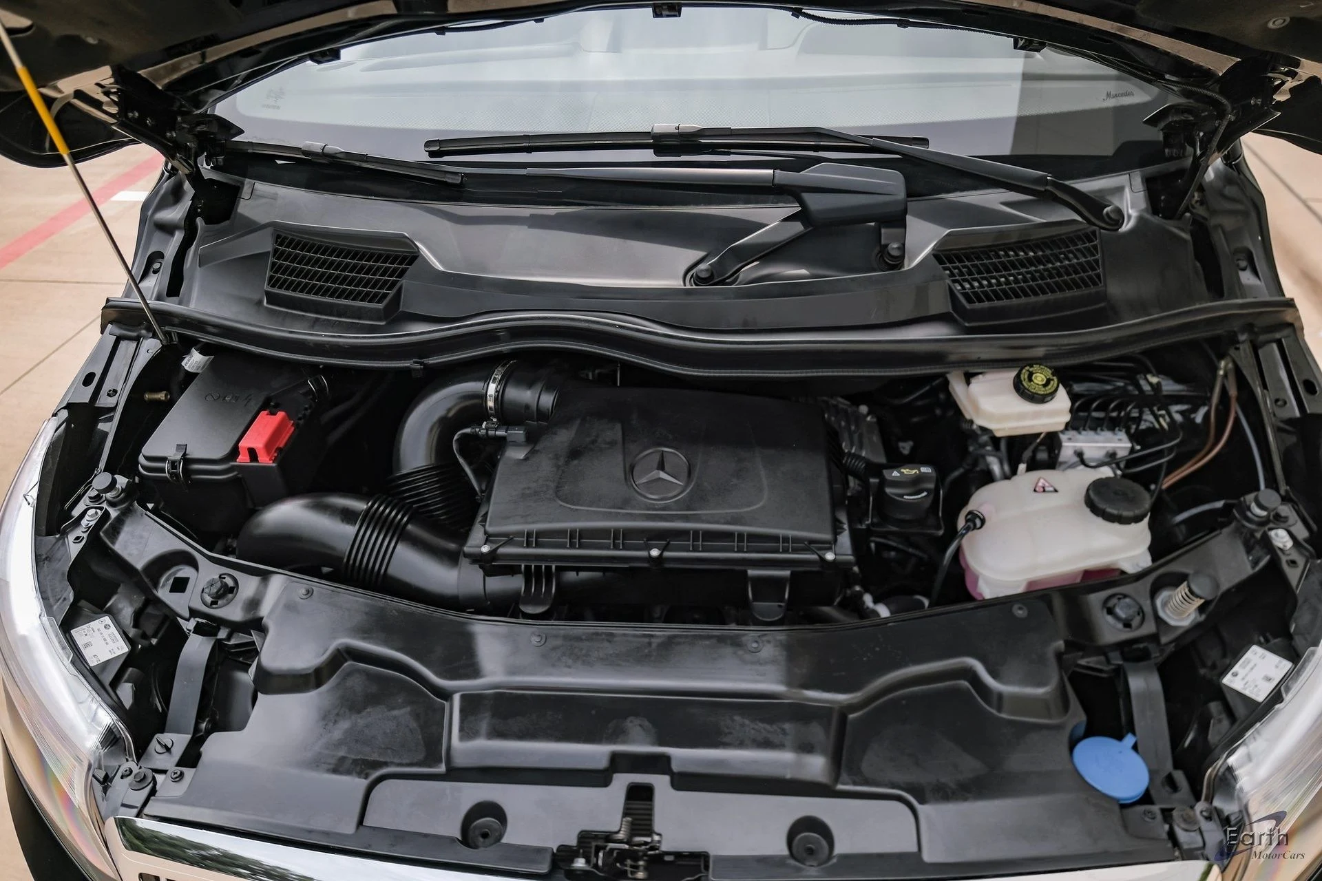 mph096_1189801697_fbbb2422b3bab2ee2649d555507ce4c0x_c6418b54f6