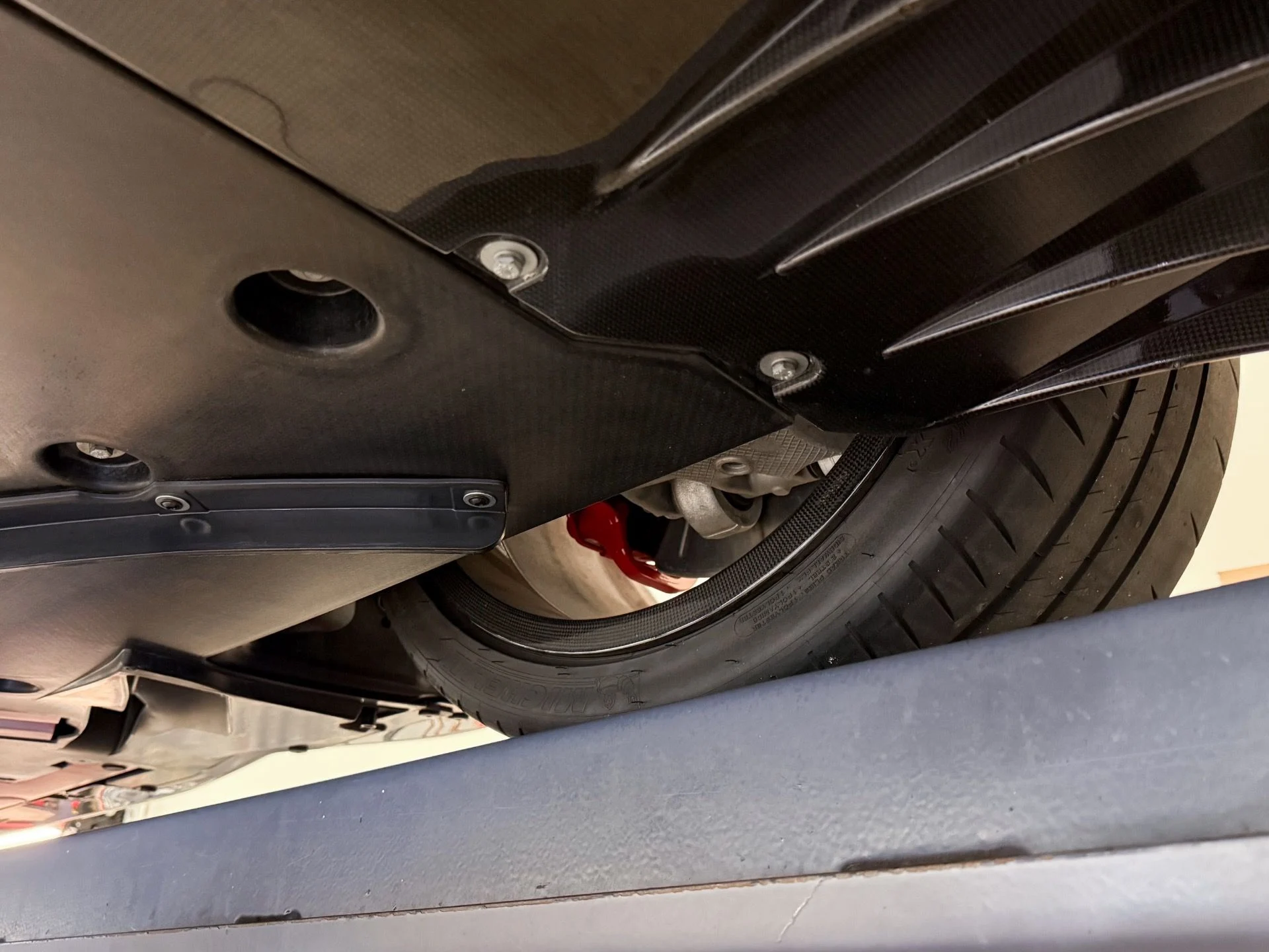 mph096_1278878876_Used_2019_Ferrari_488_Pista_1772733819_9fe7e56ad1