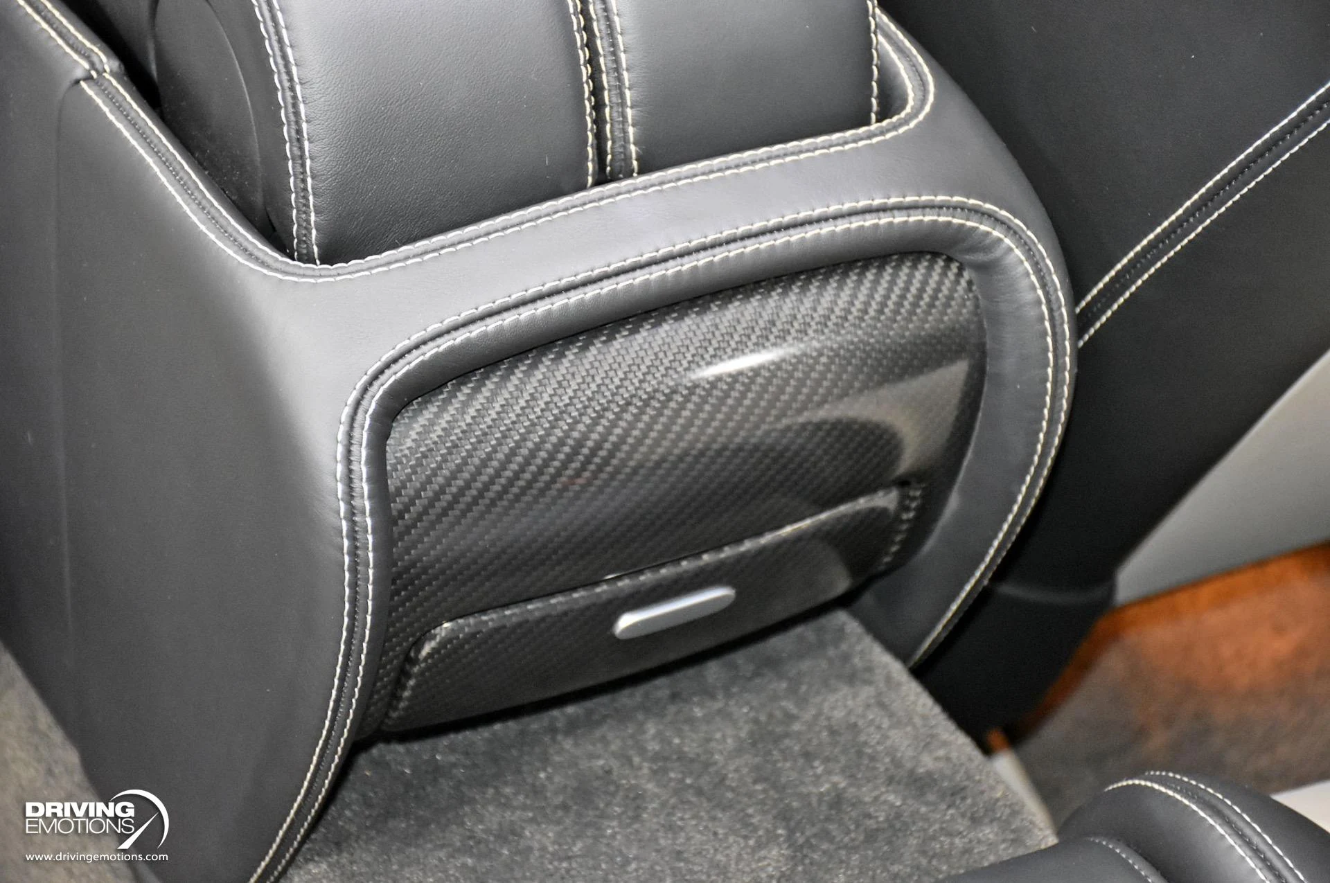 mph096_1490116989_871_p97_l_e84b077190