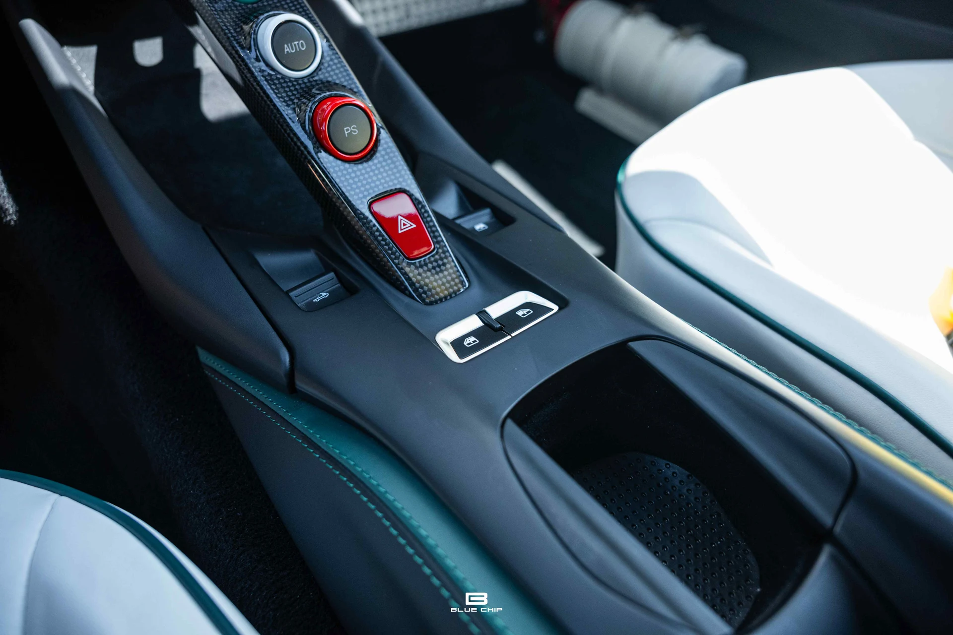 mph096_1662486642_6a613016dd1bbfdfafd6969c_23798_202022_20_Ferrari_20812_20_GTS_20_Verde_20_British_98_7a42bbc645