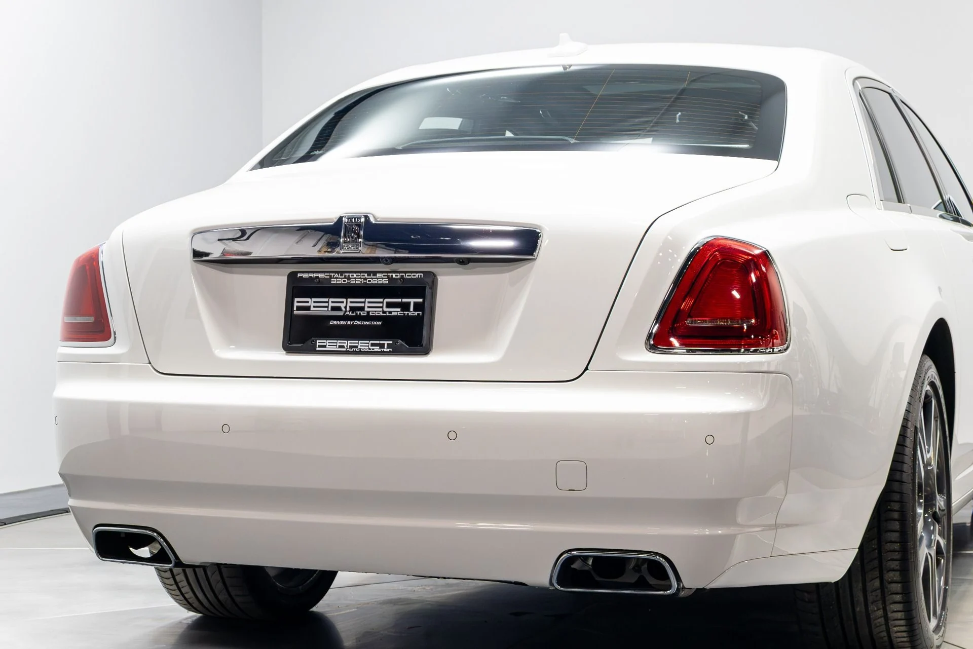 mph096_1785722210_Used_2016_Rolls_Royce_Ghost_1775019332_dae73d84ac