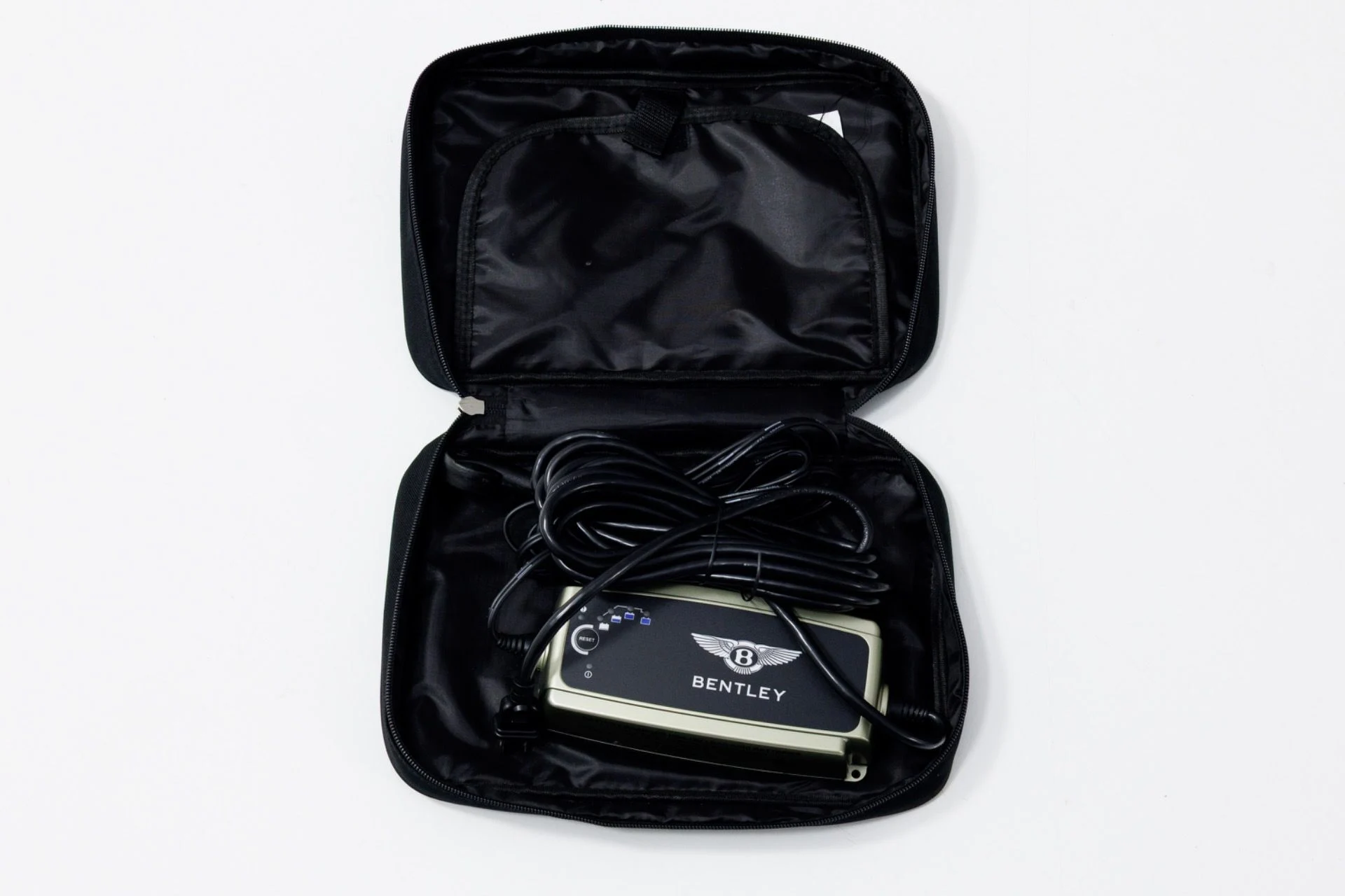 mph096_2001151148_Used_2020_Bentley_Flying_Spur_W12_1776899577_5b3dfff1a7