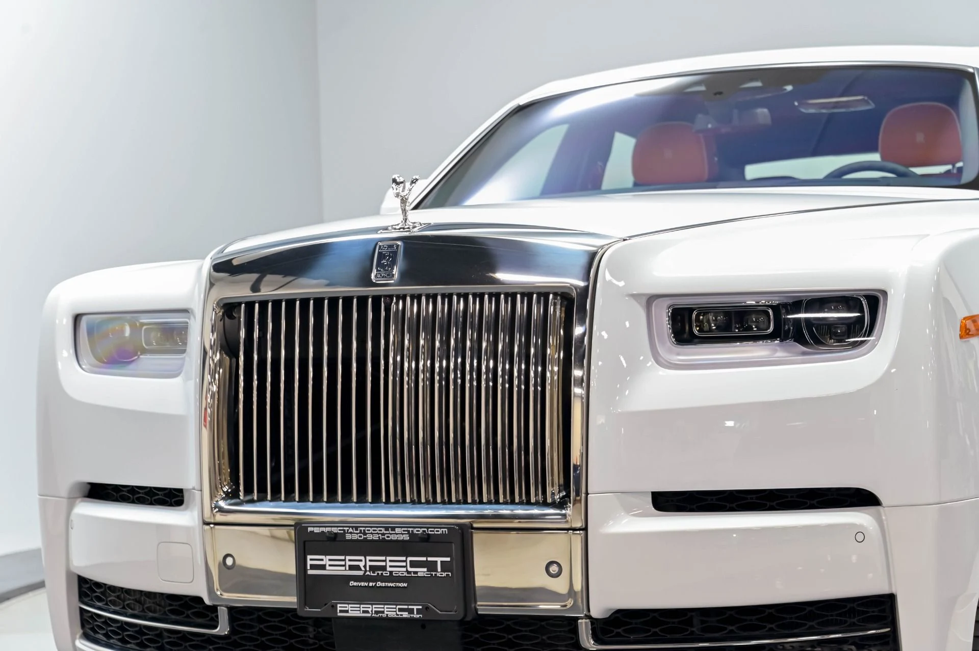 mph096_204253432_Used_2022_Rolls_Royce_Phantom_1778542434_c4bd48d9f2