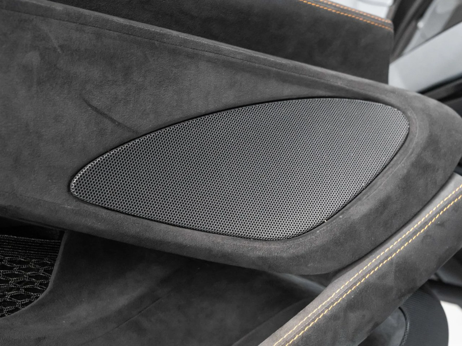 mph096_2225308793_mclaren_600lt_2019_d36d252248