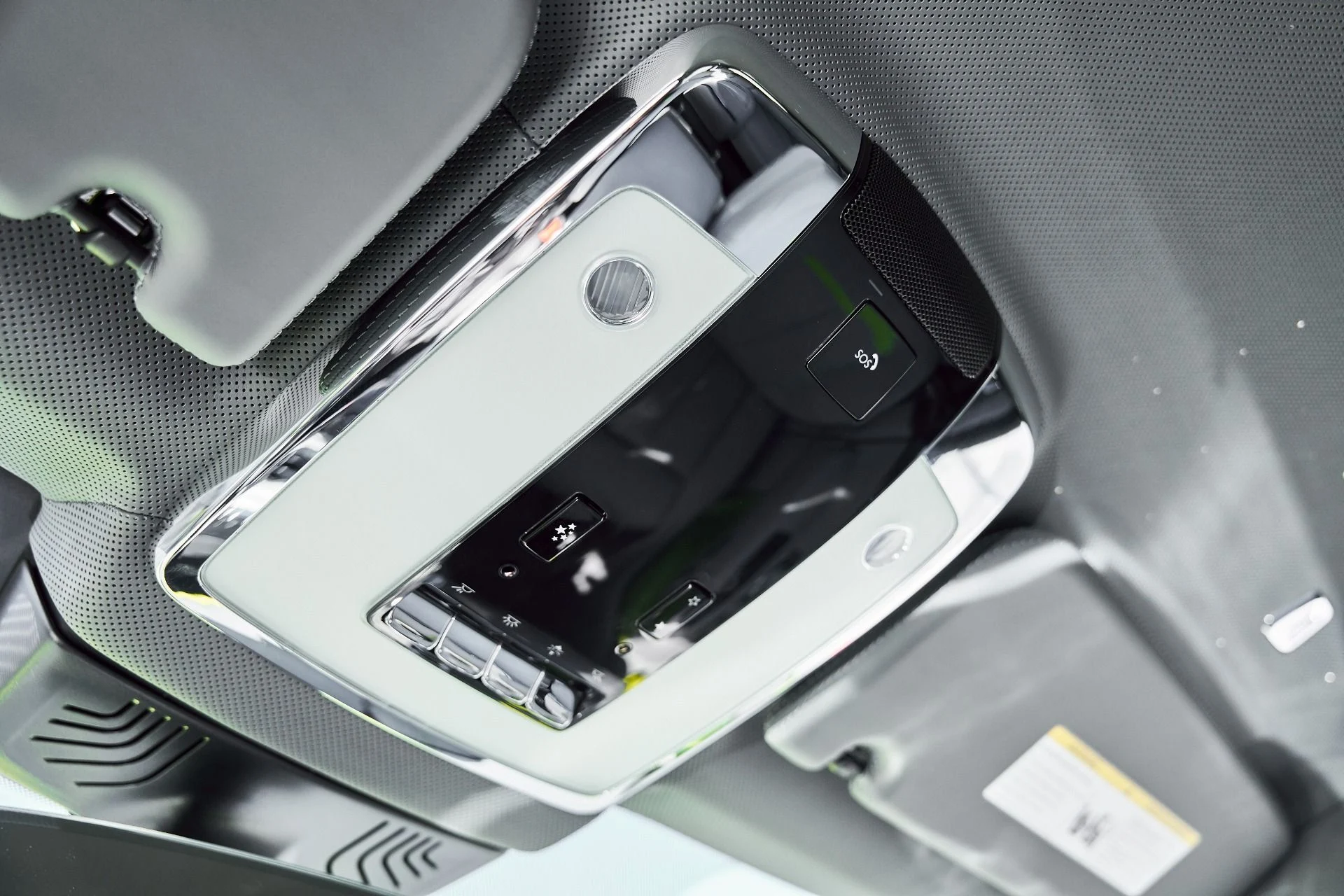 mph096_2315120007_Used_2024_Rolls_Royce_Cullinan_Base_1773162727_a6a66c4303