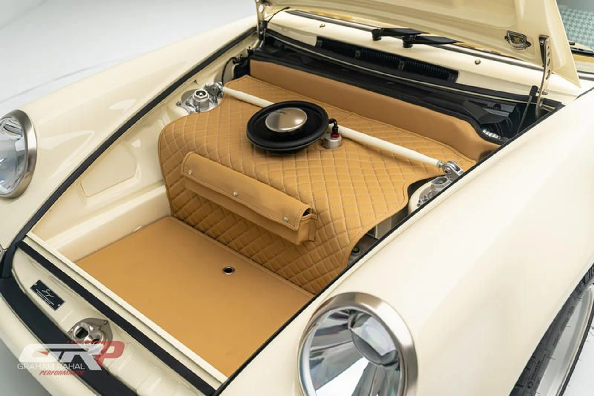 mph096_2785258017_33342_D27_DF_7_E_453_B_A272_C94_E7_B8_B5_CC_2_8918ca206b