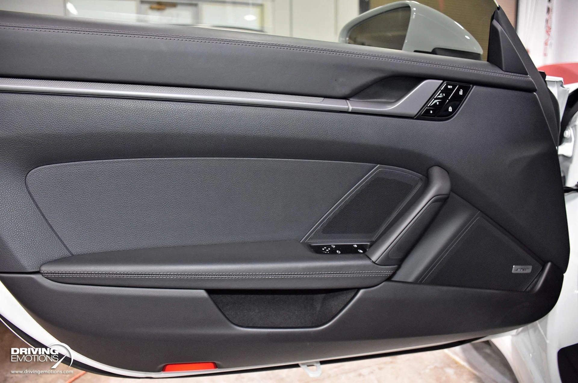 mph096_2796765528_865_p97_l_91ce1cc6e8